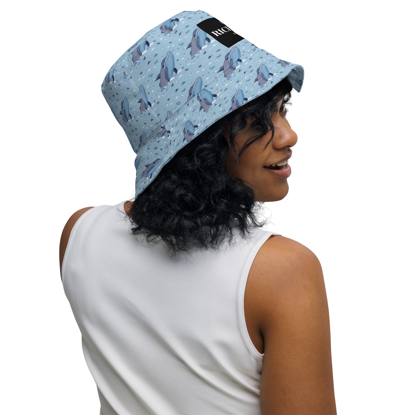 Reversible bucket hat