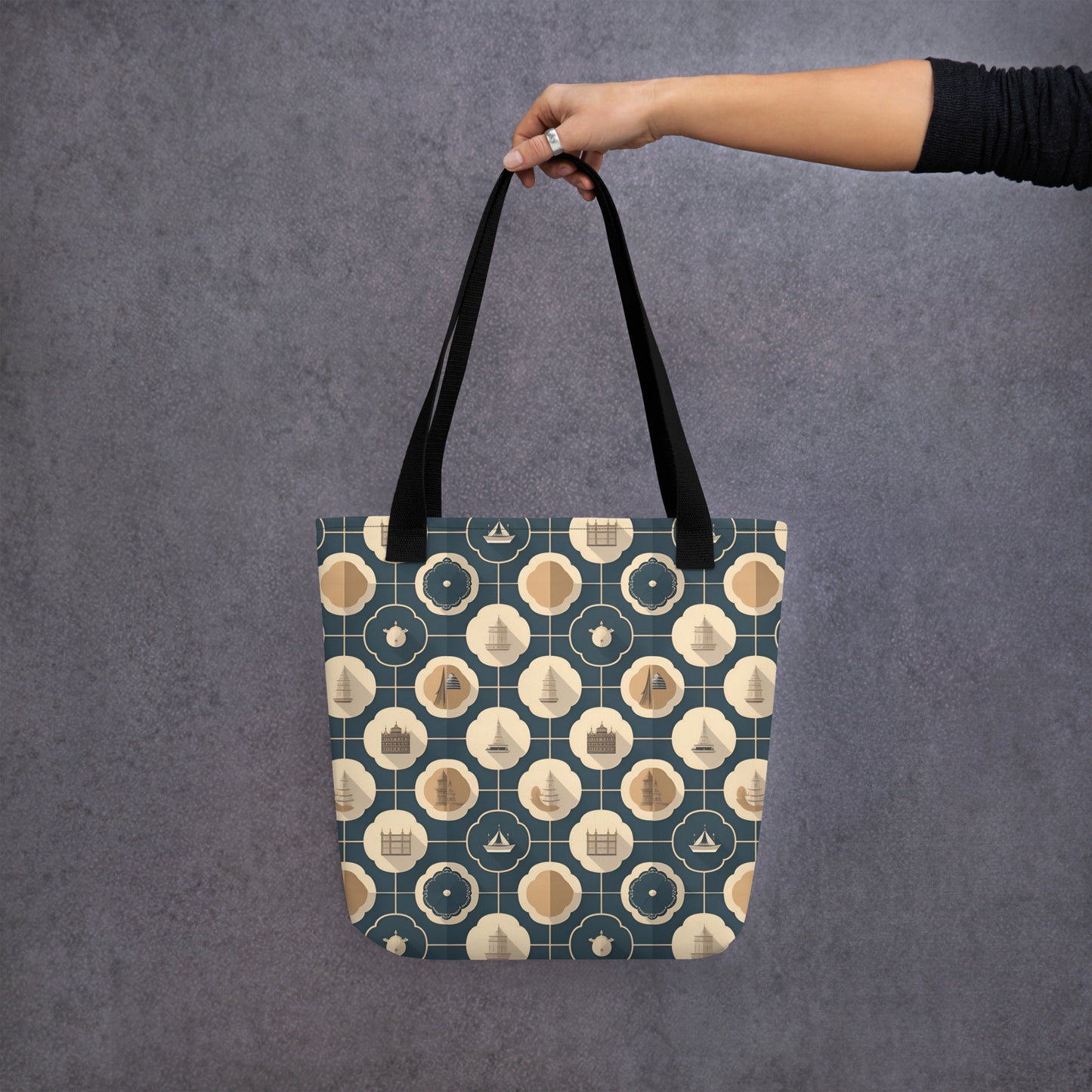 Tote bag