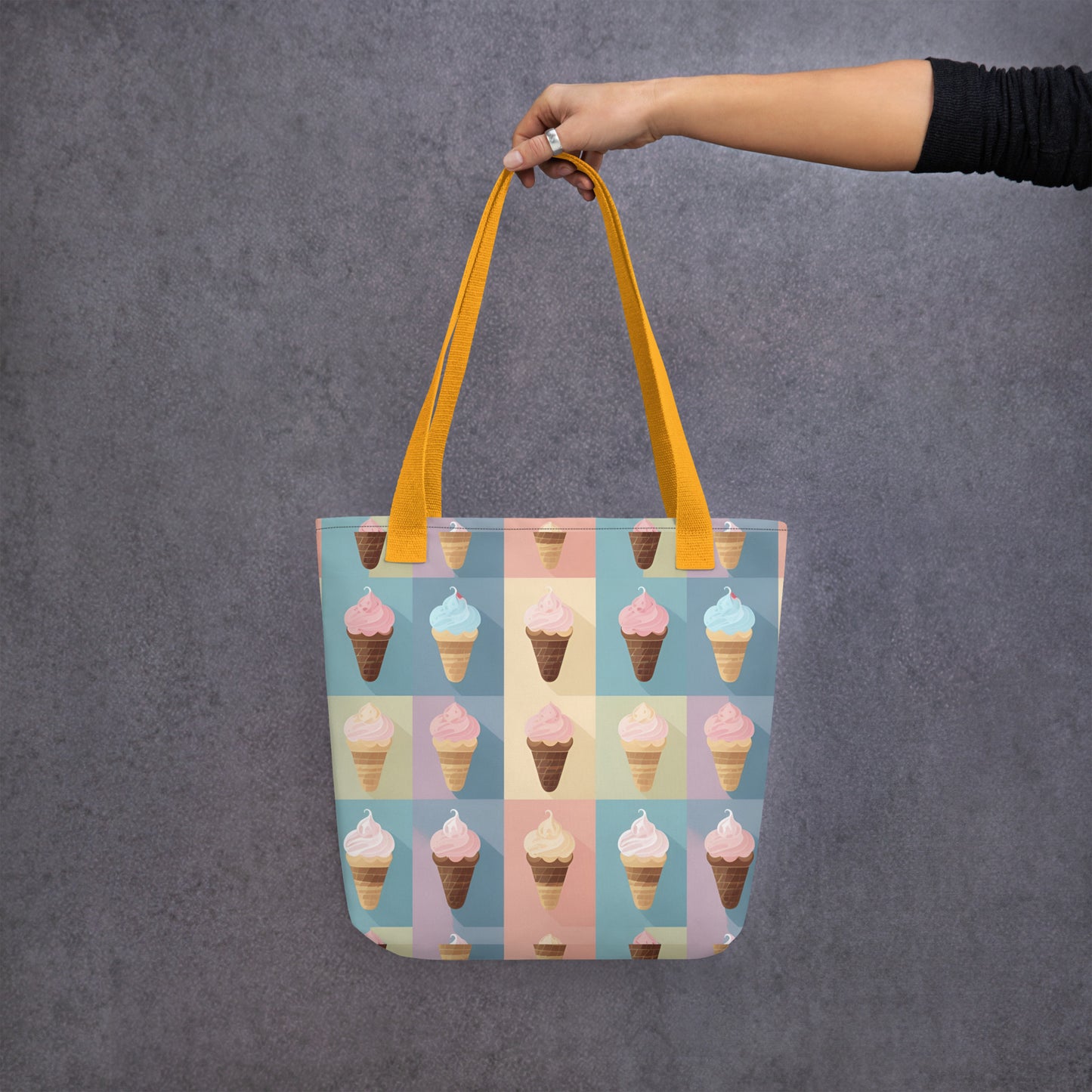 Tote bag