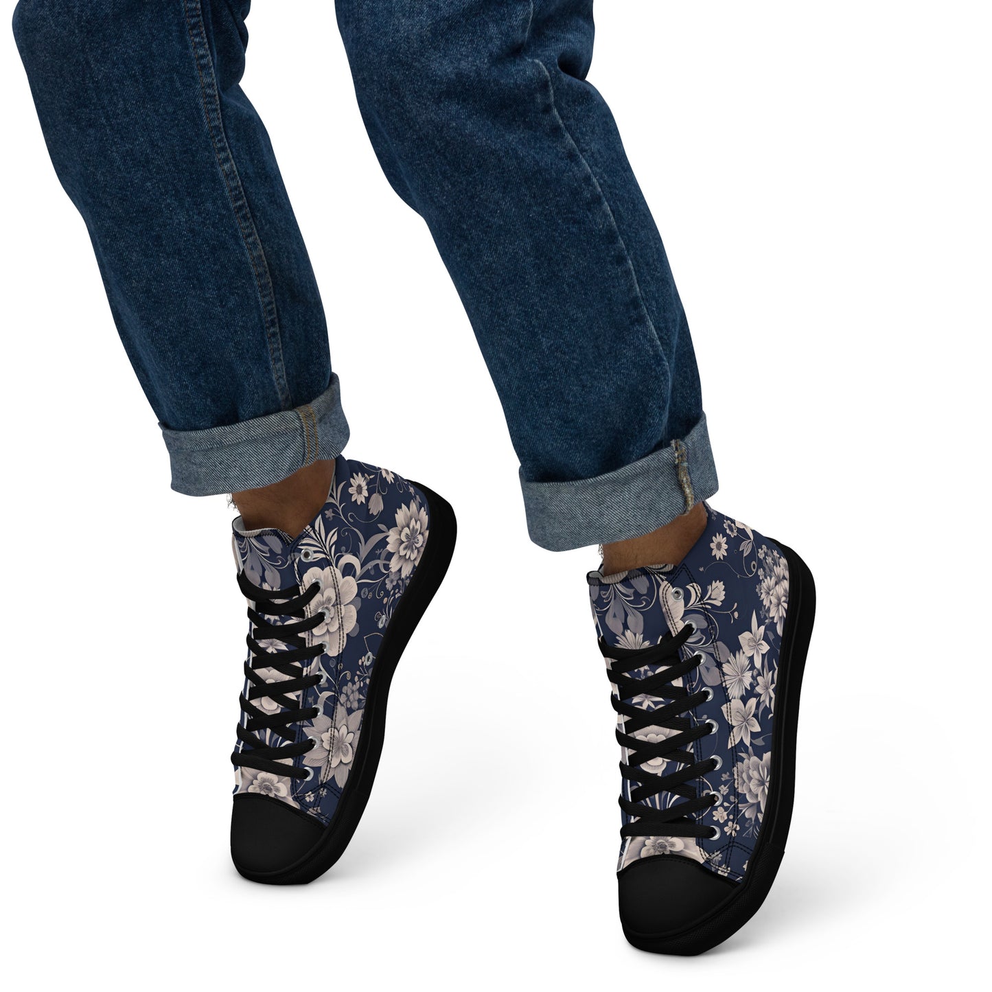 Men’s high top canvas shoes