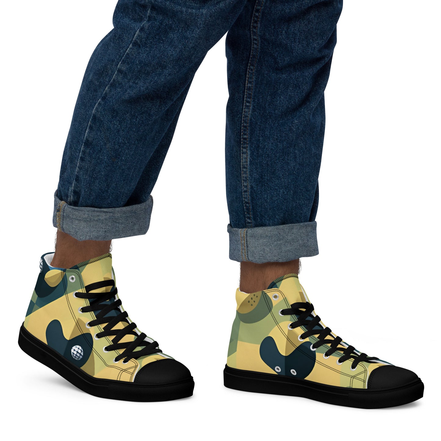 Men’s high top canvas shoes