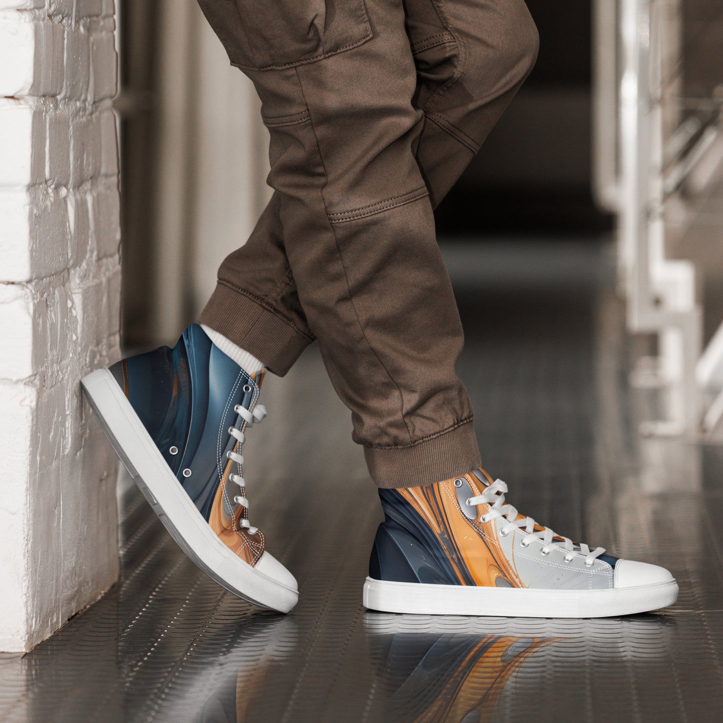 Men’s high top canvas shoes