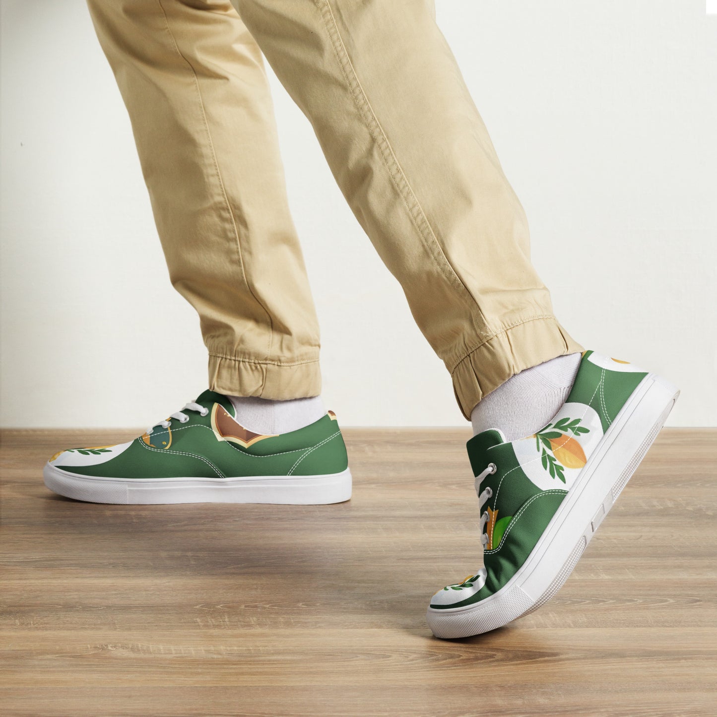 Men’s lace-up canvas shoes