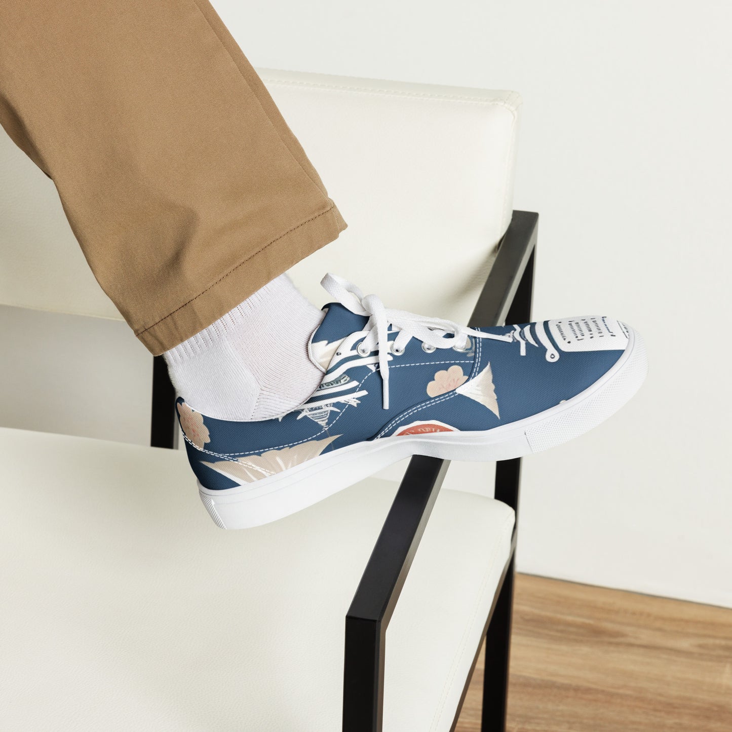 Men’s lace-up canvas shoes