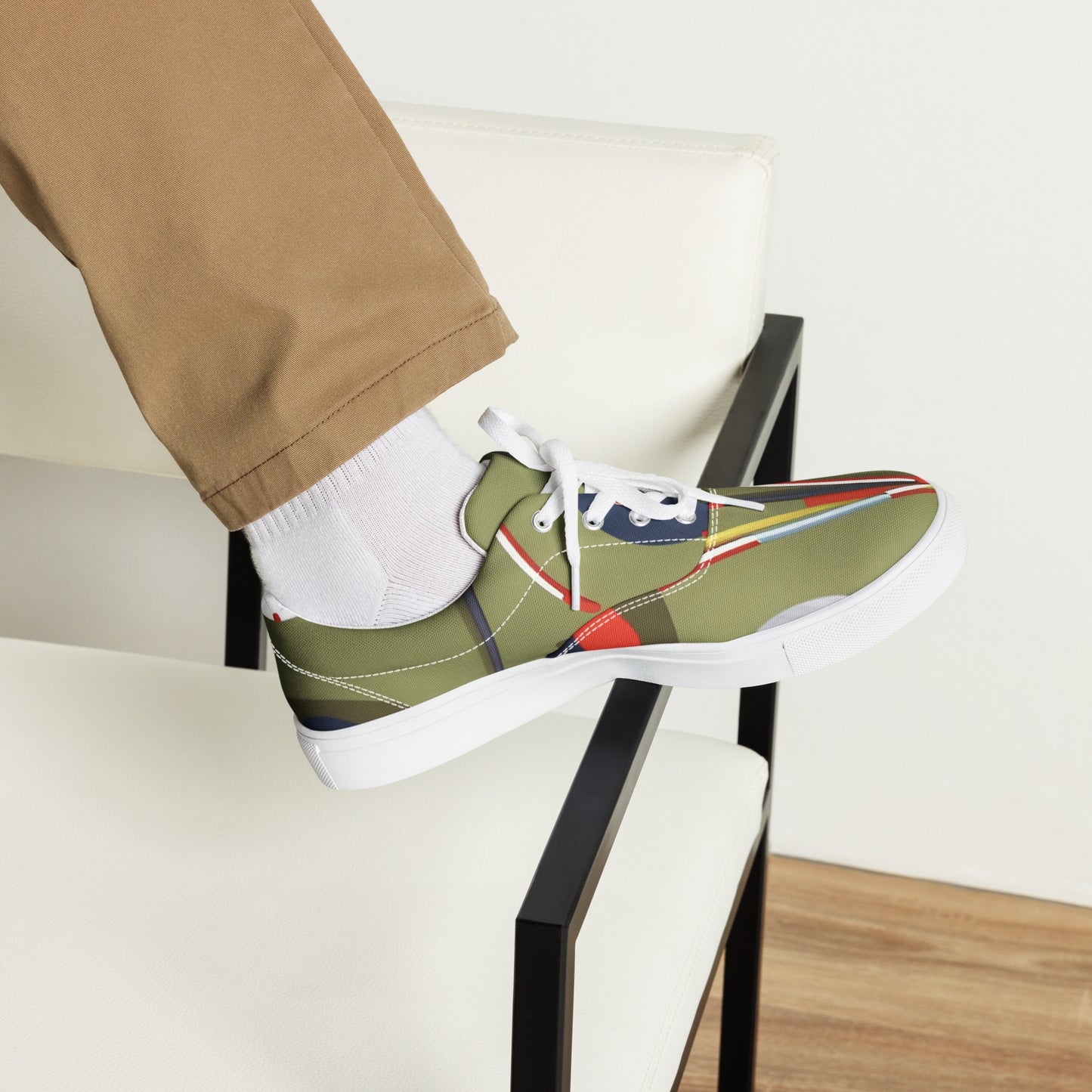 Men’s lace-up canvas shoes