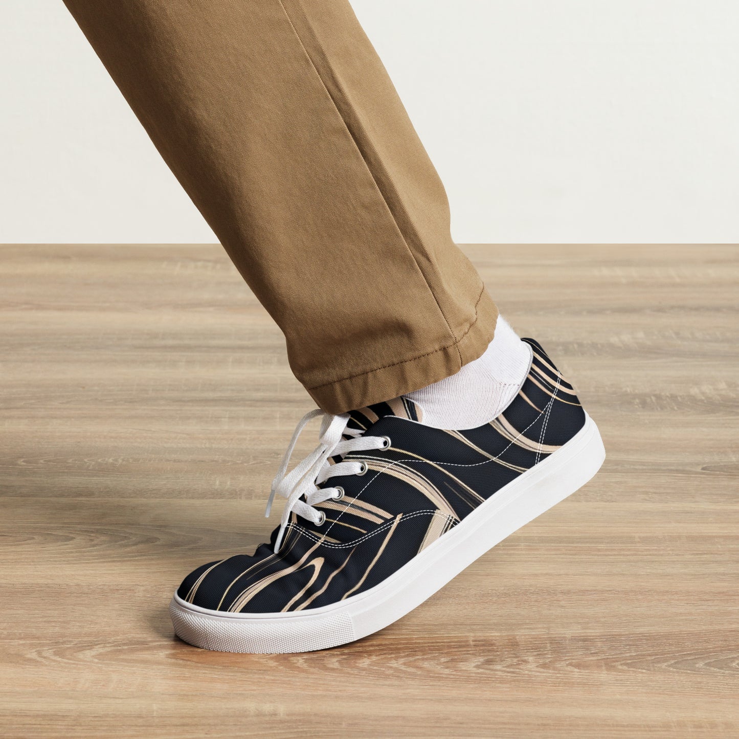 Men’s lace-up canvas shoes