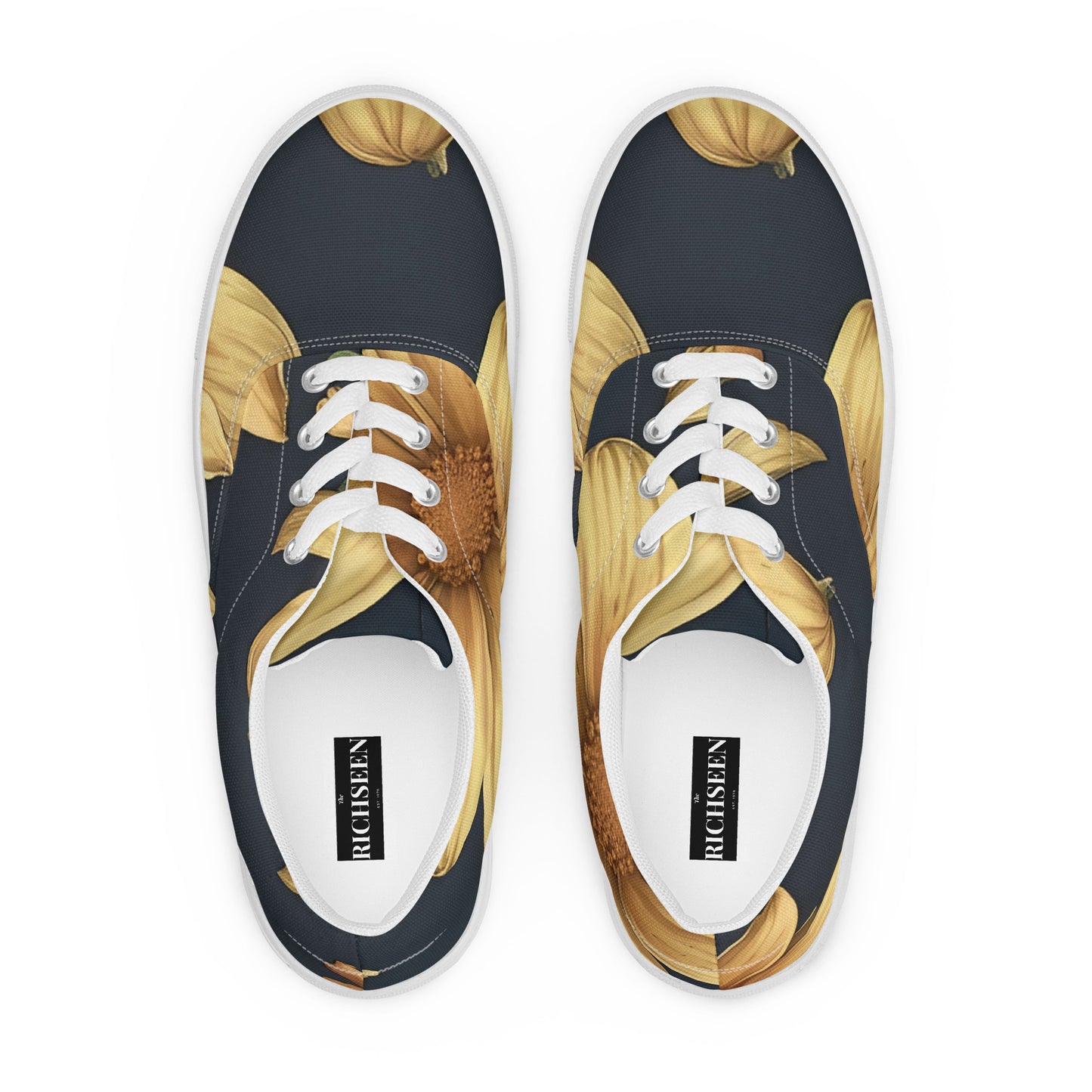 Men’s lace-up canvas shoes