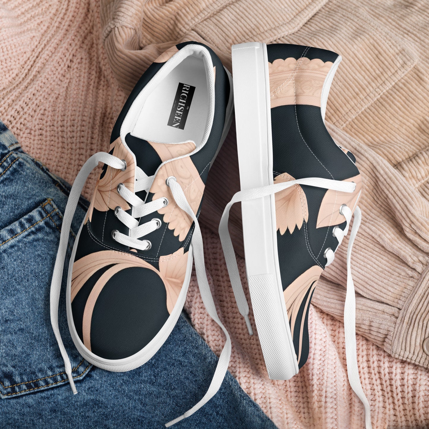 Men’s lace-up canvas shoes