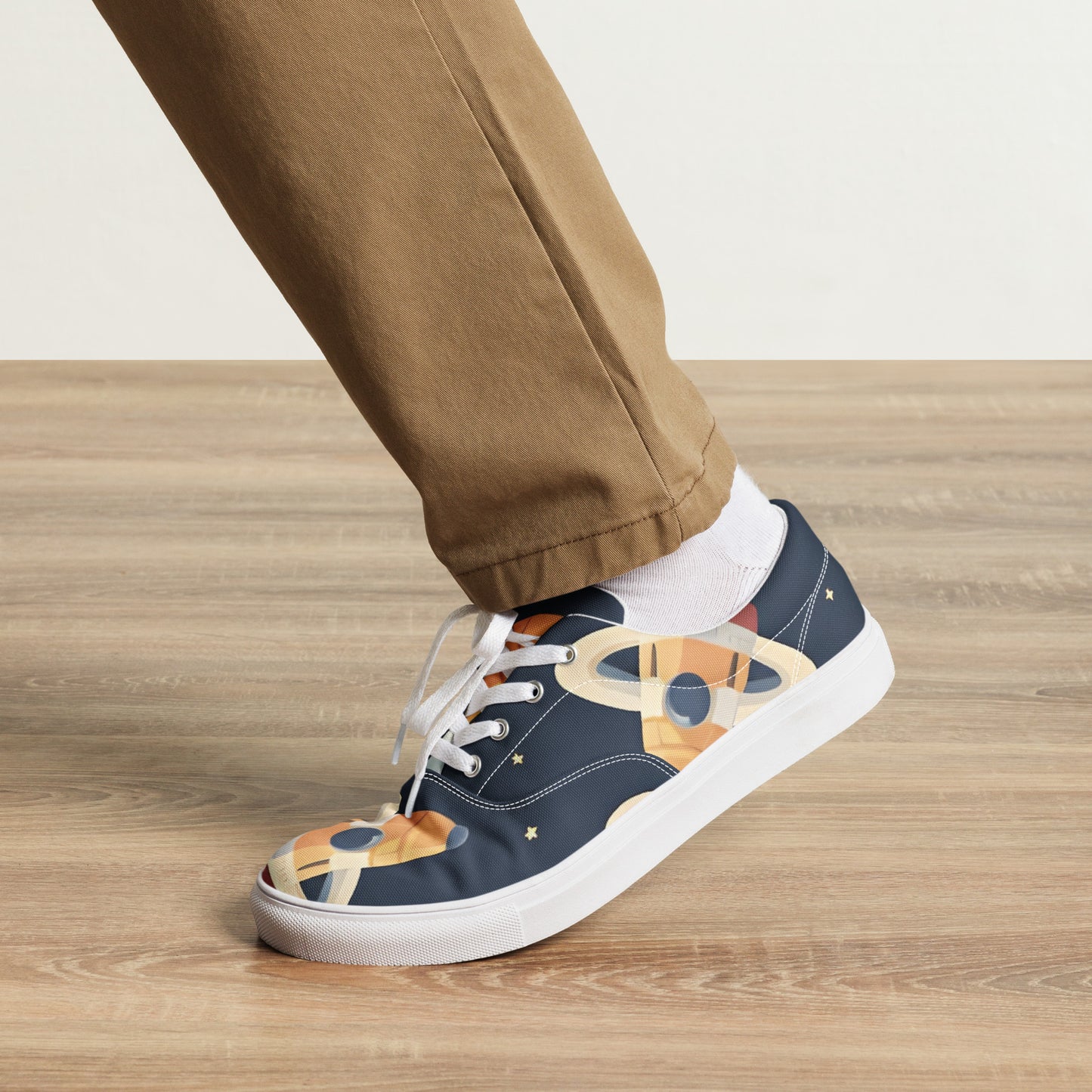 Men’s lace-up canvas shoes