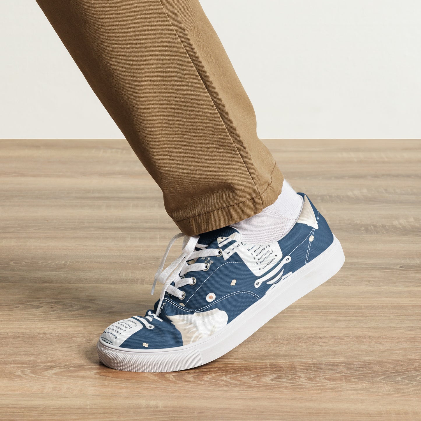 Men’s lace-up canvas shoes