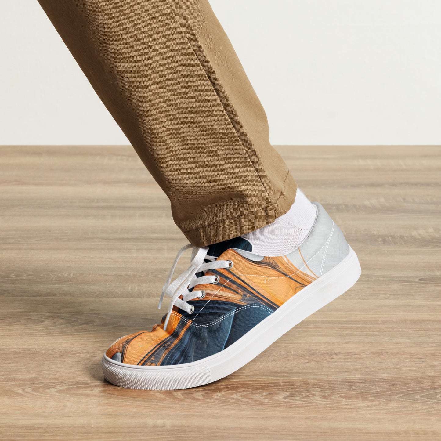 Men’s lace-up canvas shoes