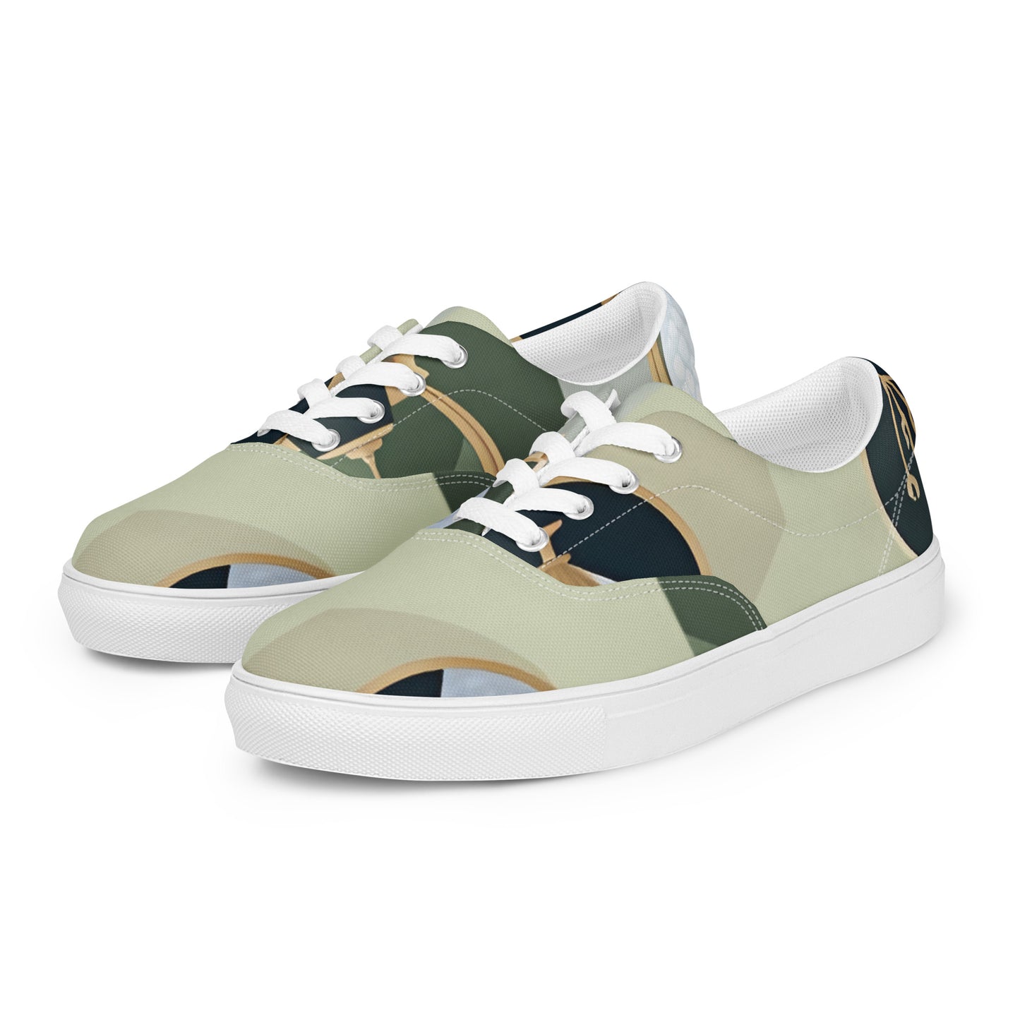 Men’s lace-up canvas shoes