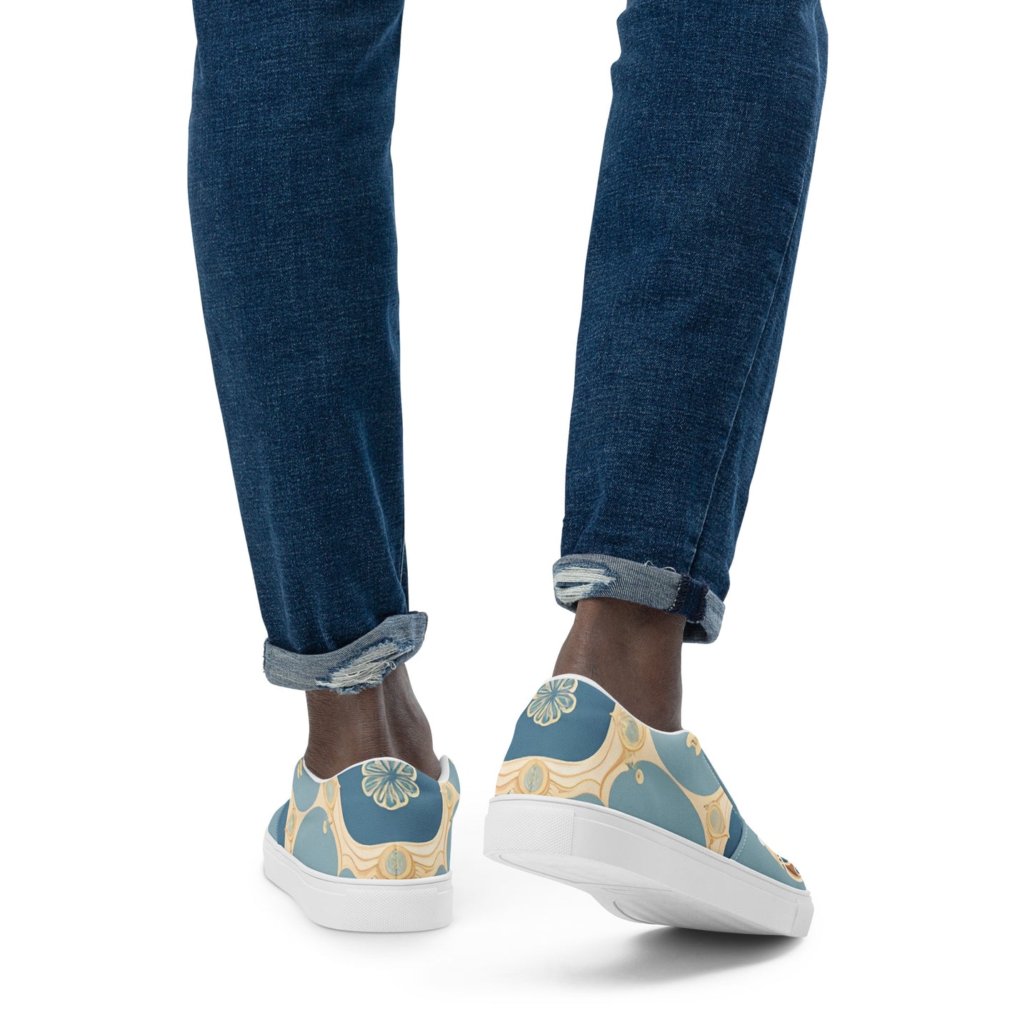 Men’s slip-on canvas shoes