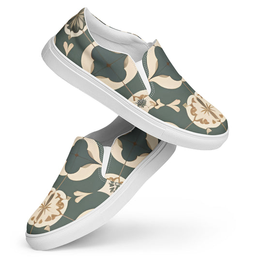 Men’s slip-on canvas shoes