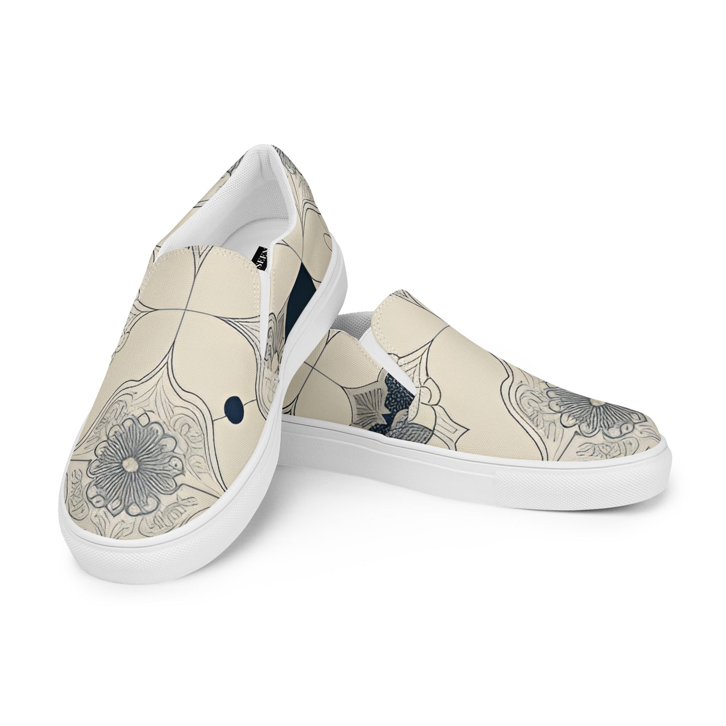 Men’s slip-on canvas shoes