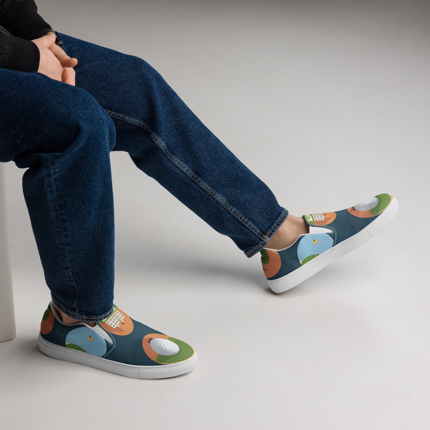 Men’s slip-on canvas shoes