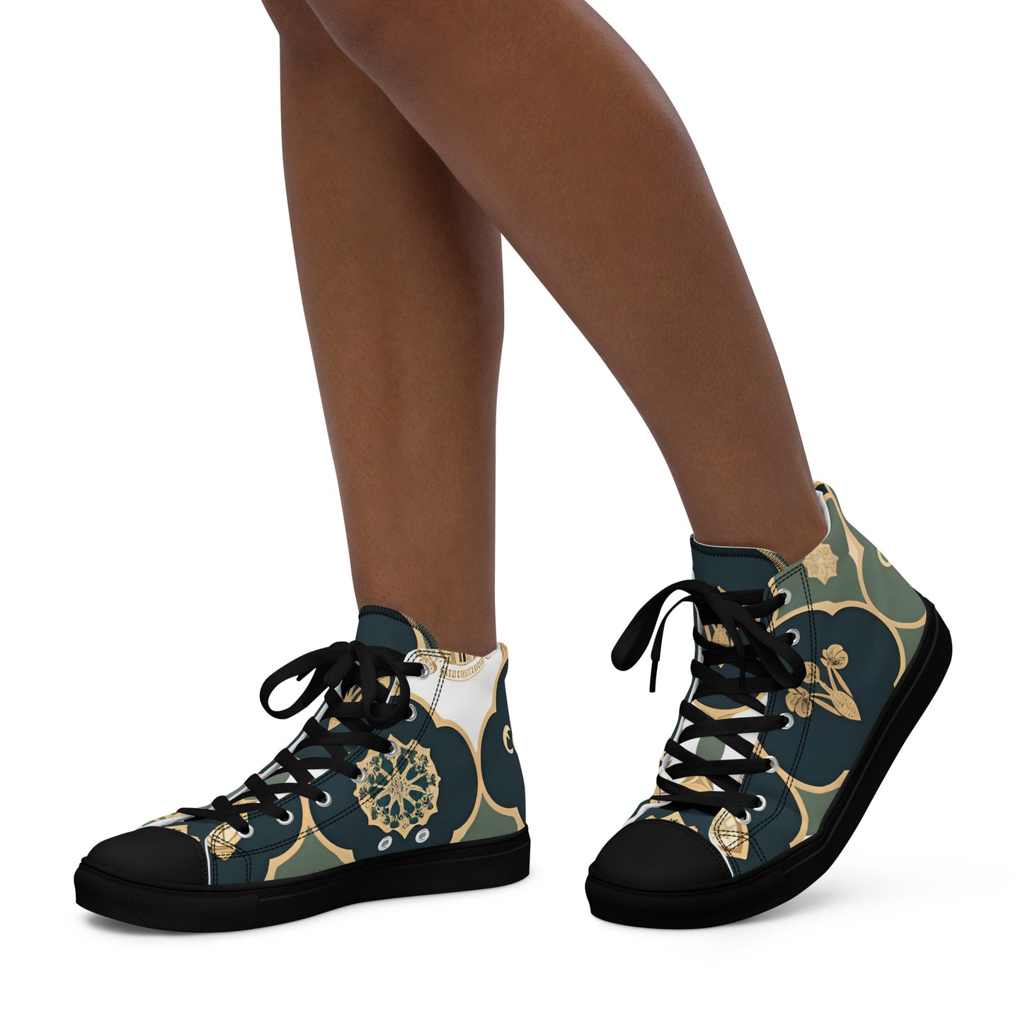 Women’s high top canvas shoes