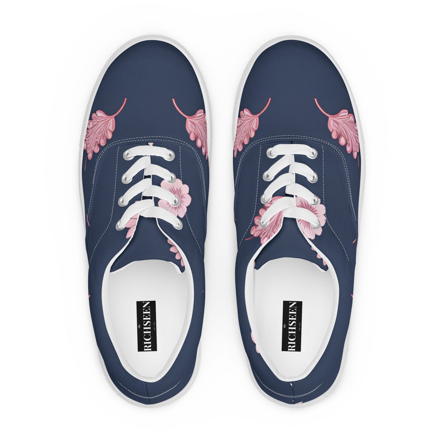 Women’s lace-up canvas shoes