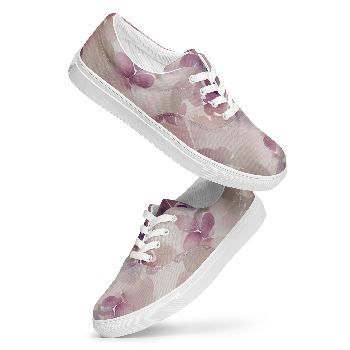 Women’s lace-up canvas shoes