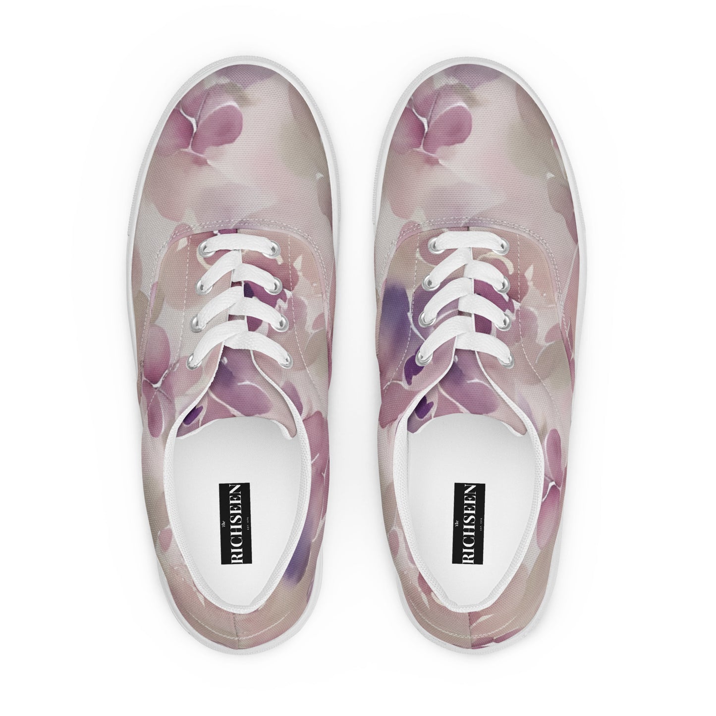 Women’s lace-up canvas shoes