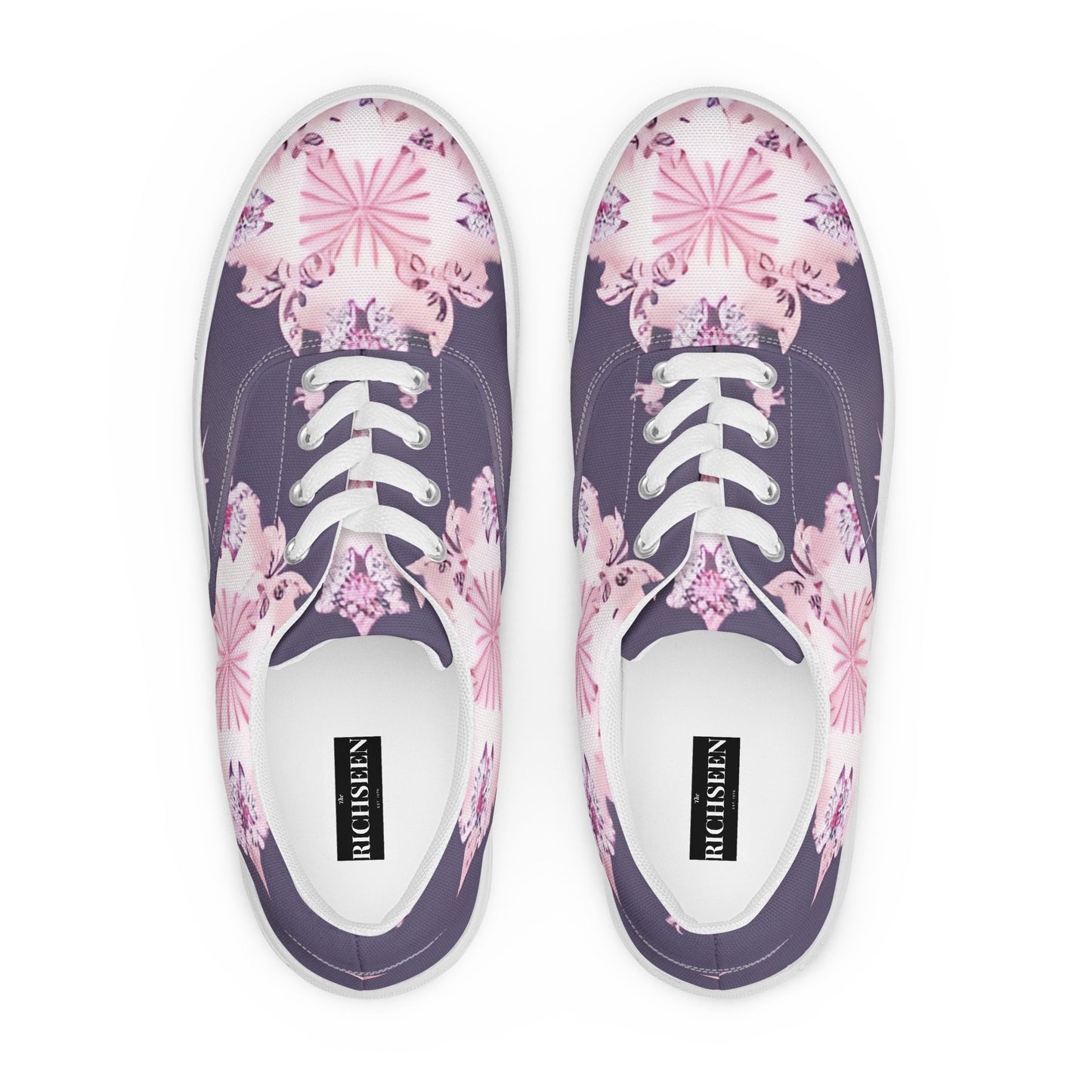 Women’s lace-up canvas shoes