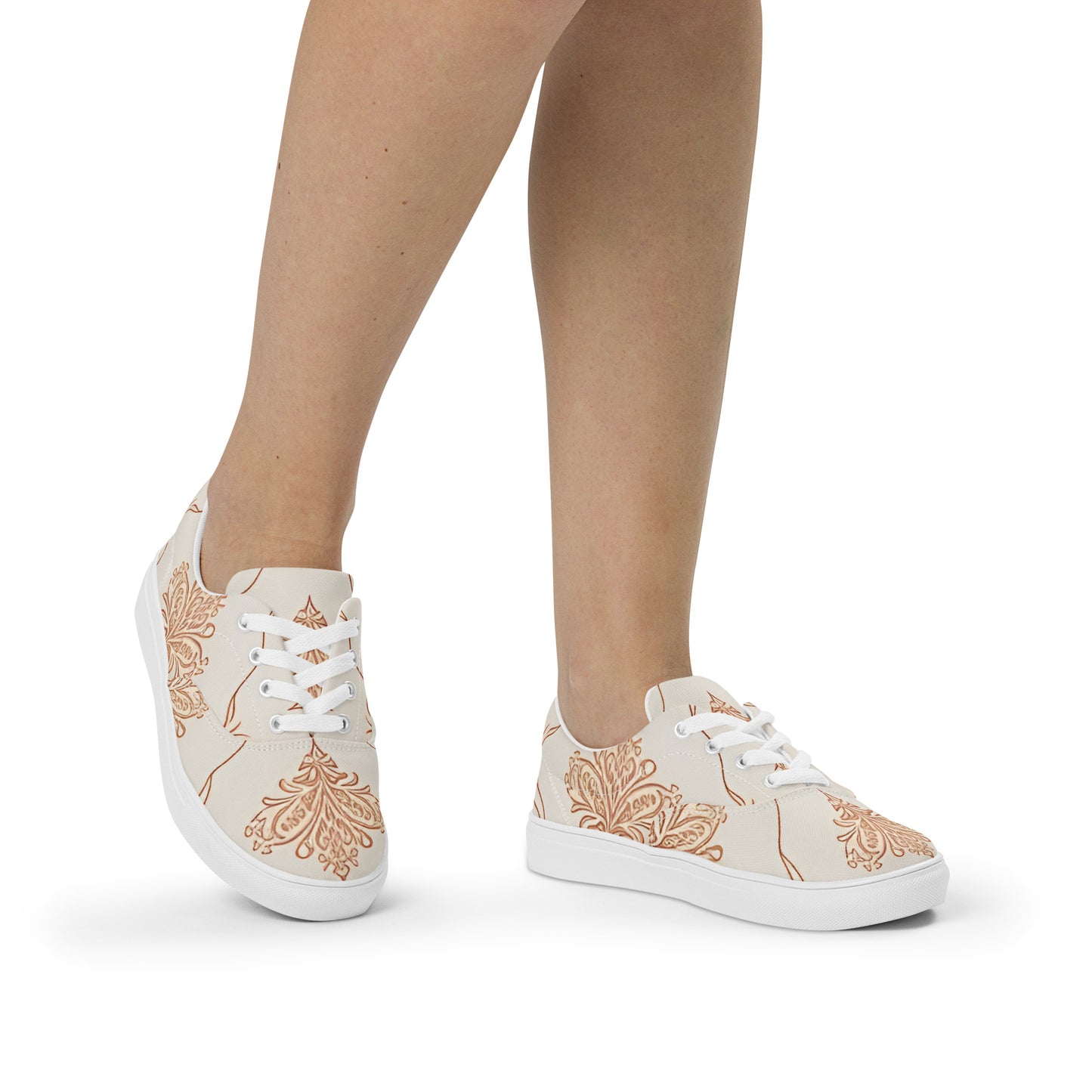 Women’s lace-up canvas shoes