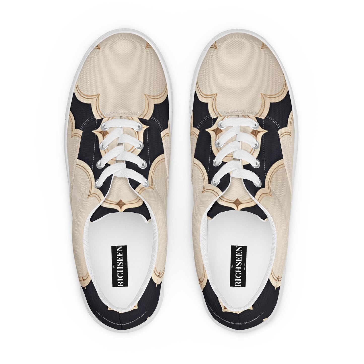 Women’s lace-up canvas shoes