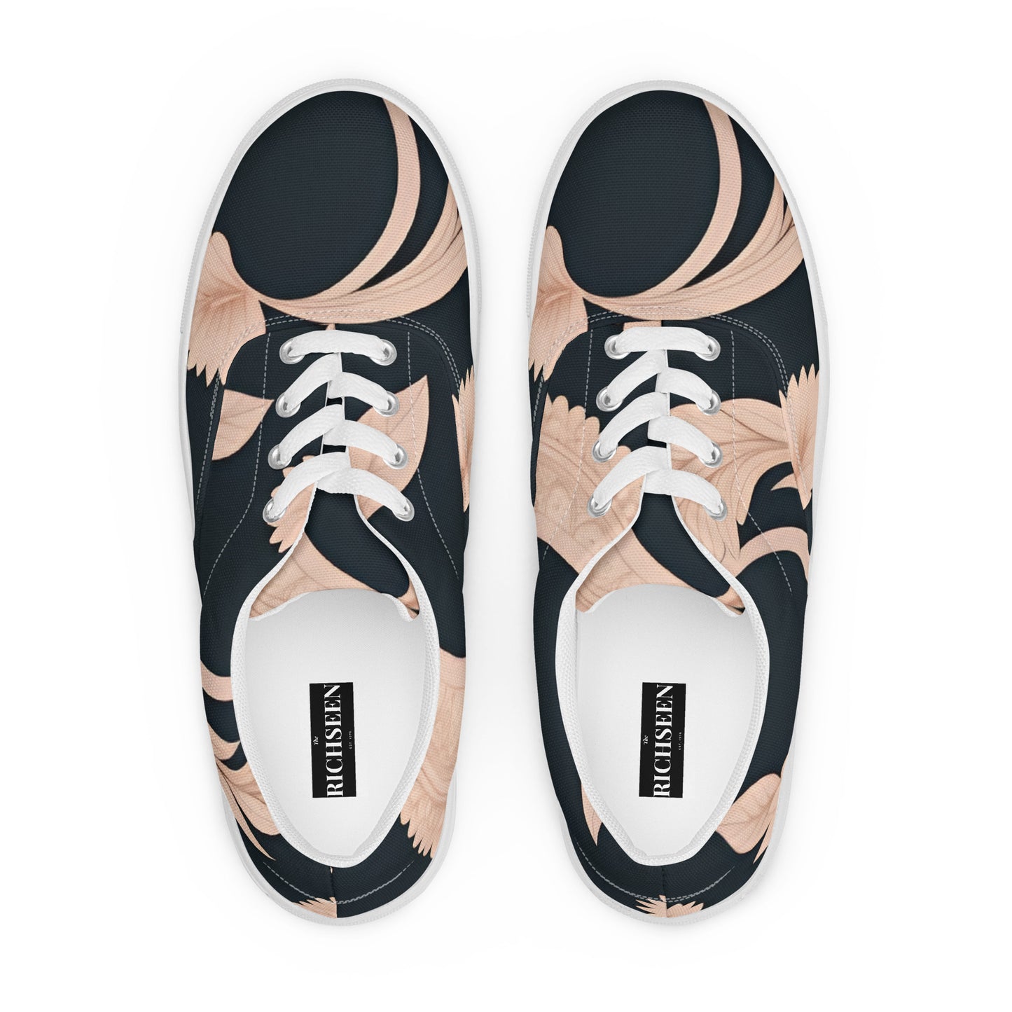 Women’s lace-up canvas shoes