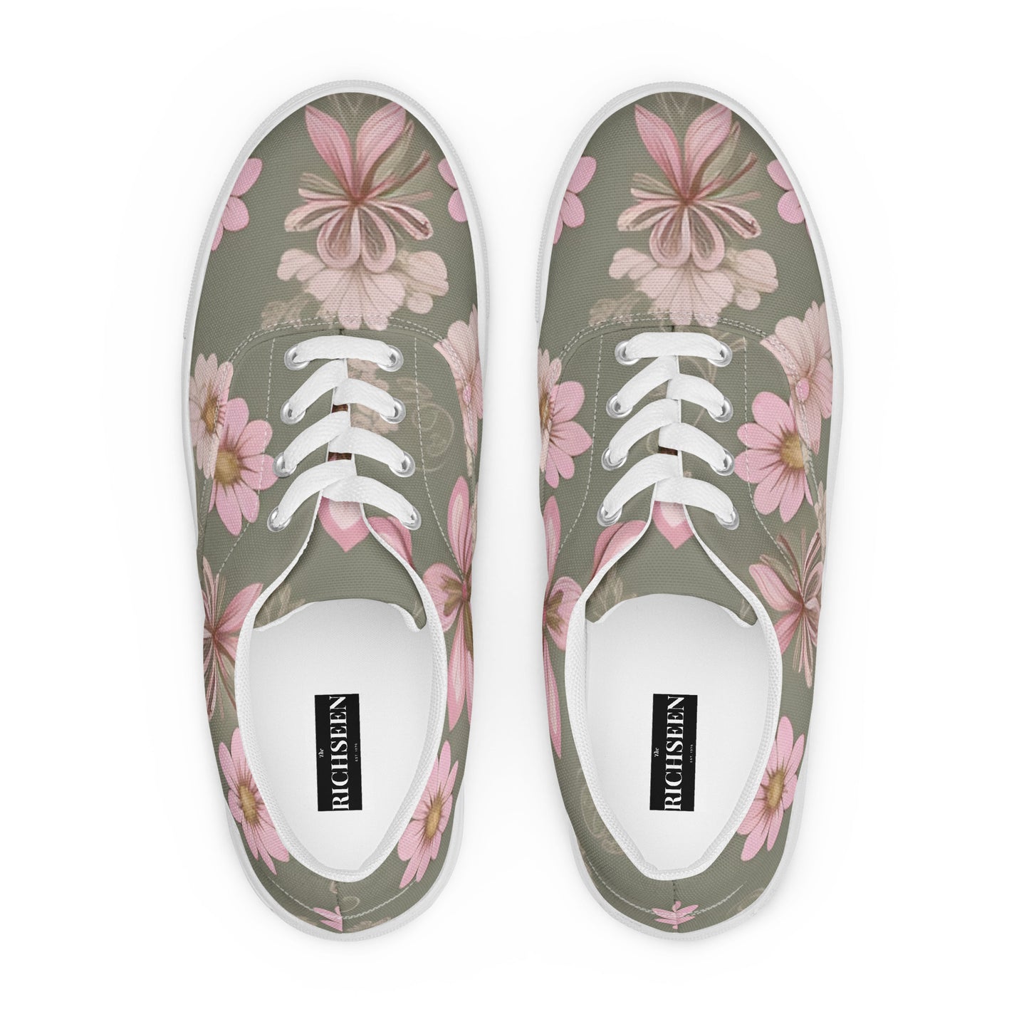 Women’s lace-up canvas shoes