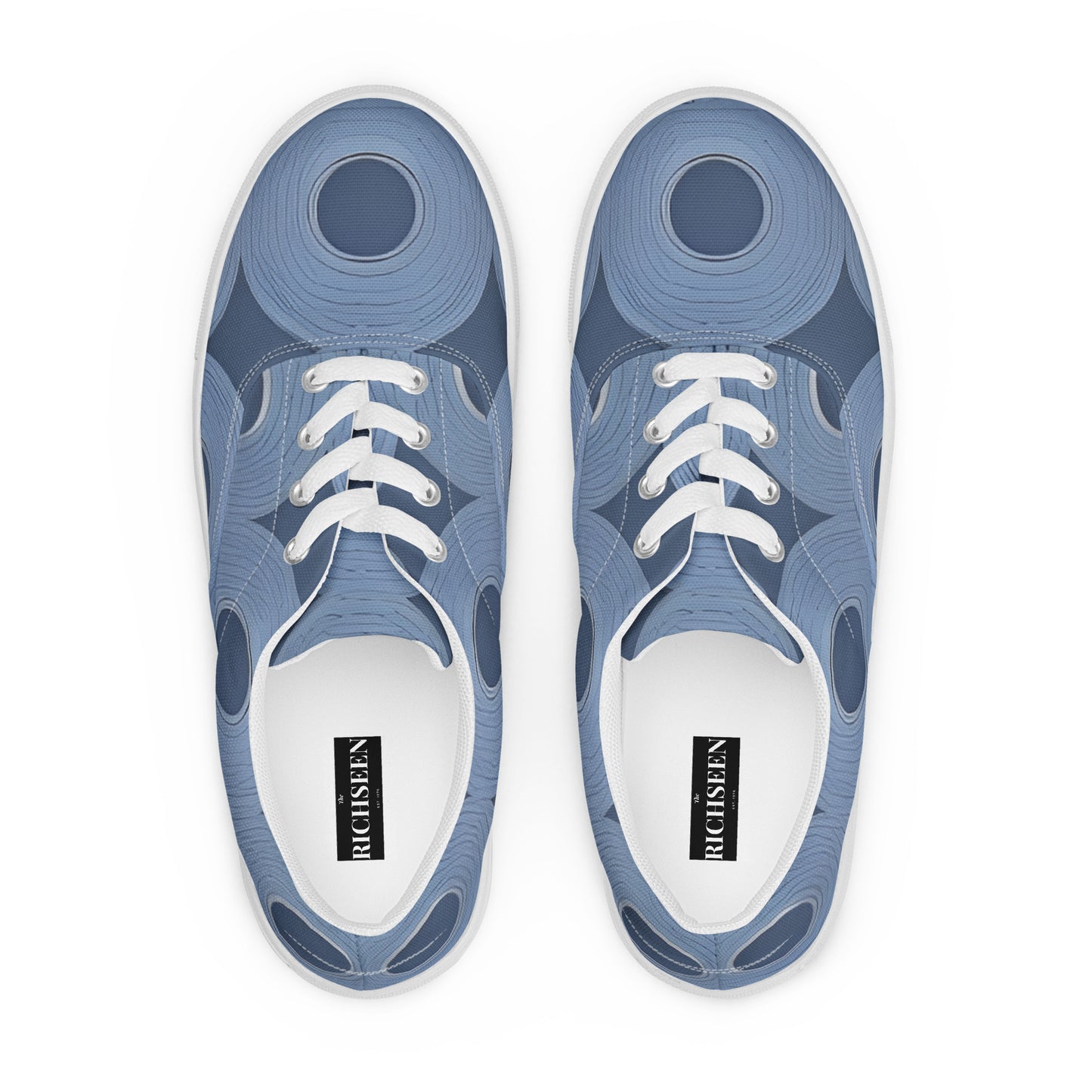 Women’s lace-up canvas shoes