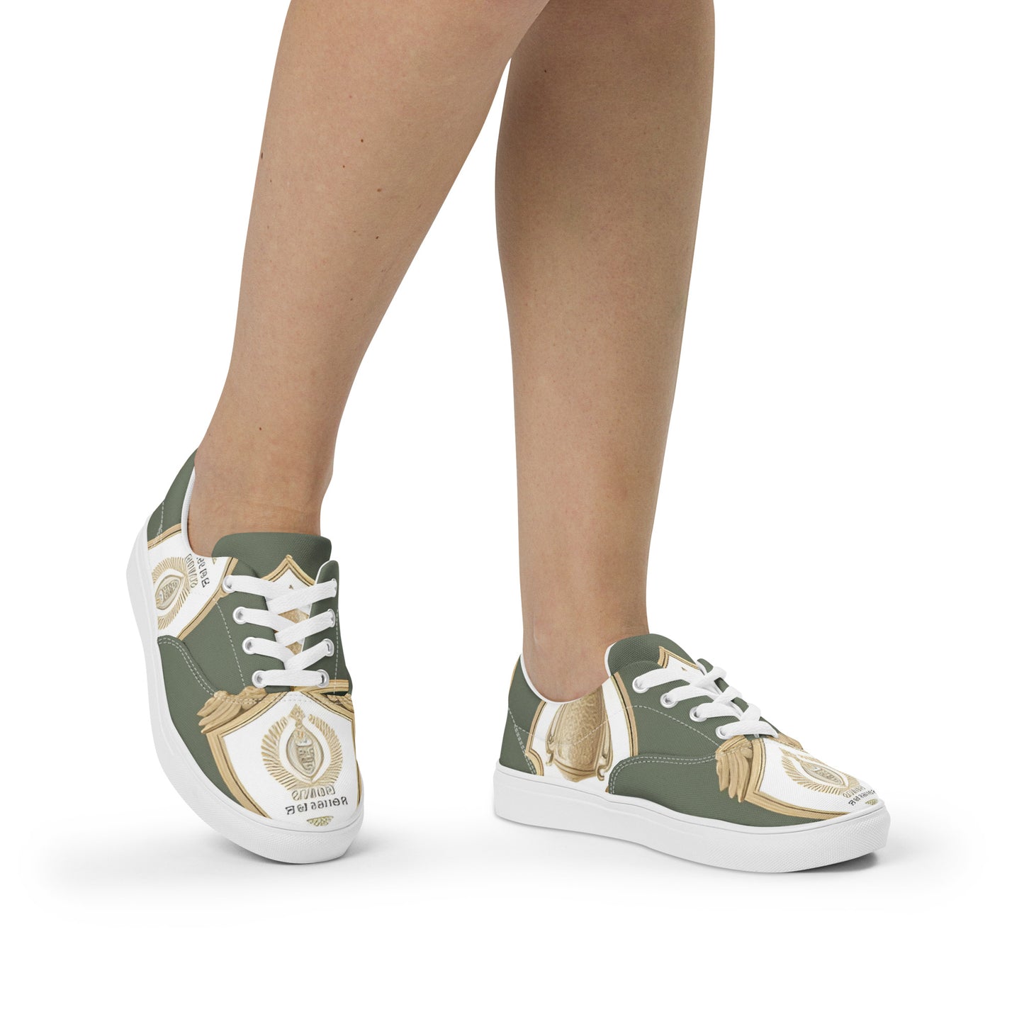 Women’s lace-up canvas shoes