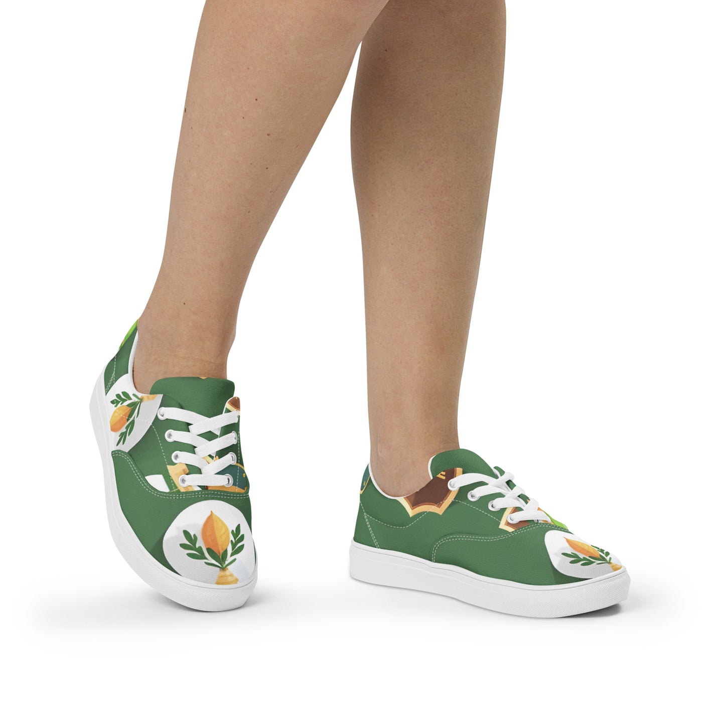 Women’s lace-up canvas shoes