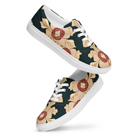 Women’s lace-up canvas shoes