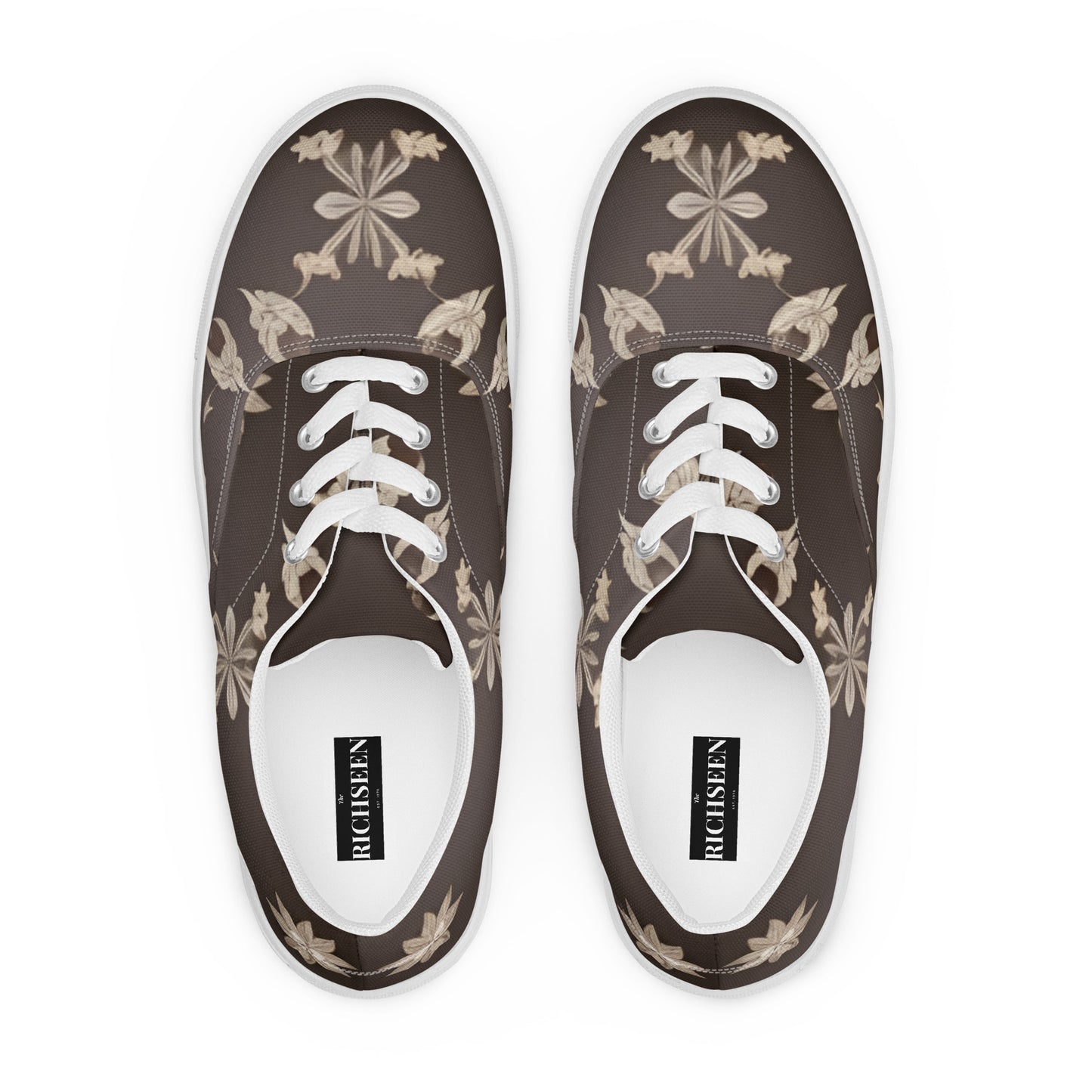 Women’s lace-up canvas shoes