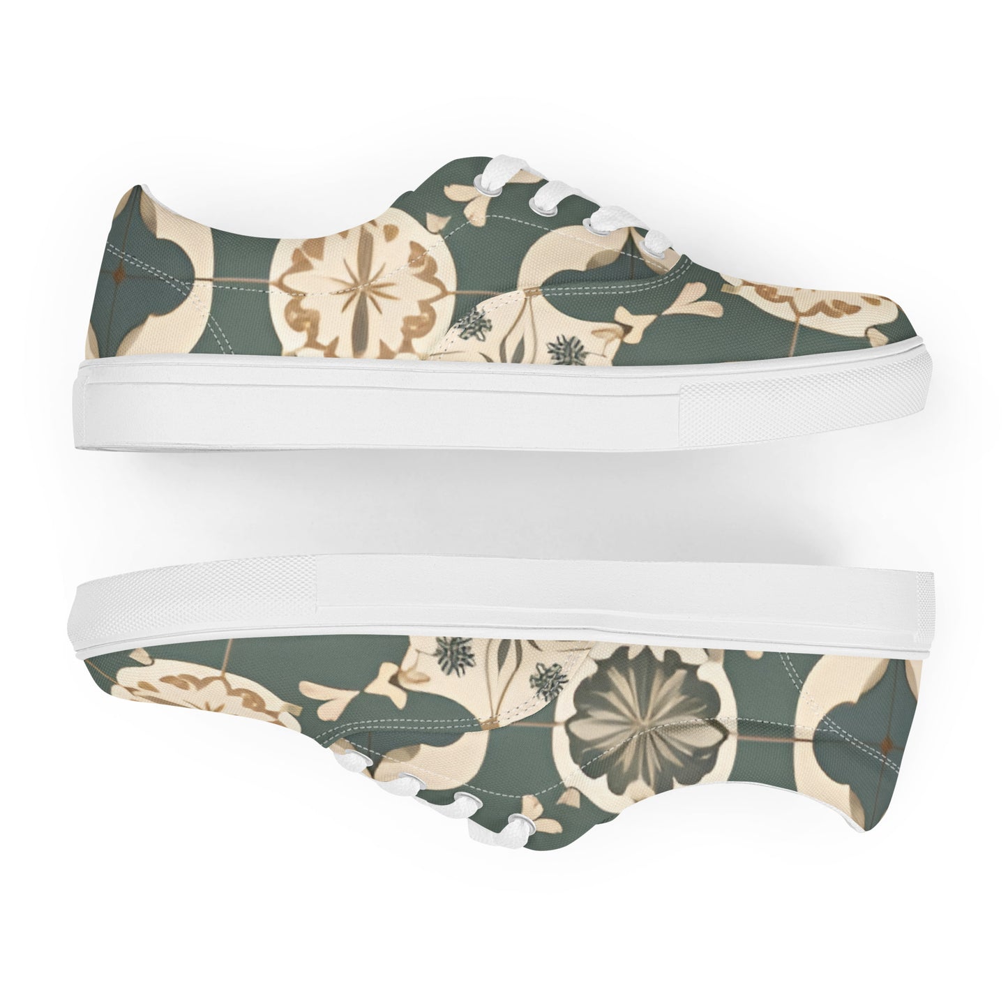 Women’s lace-up canvas shoes