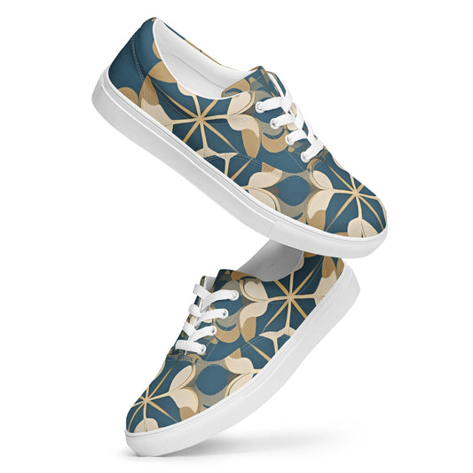 Women’s lace-up canvas shoes