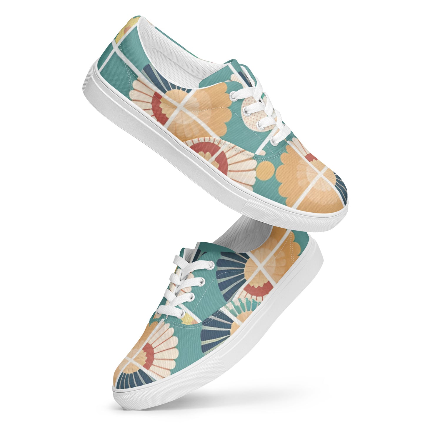 Women’s lace-up canvas shoes