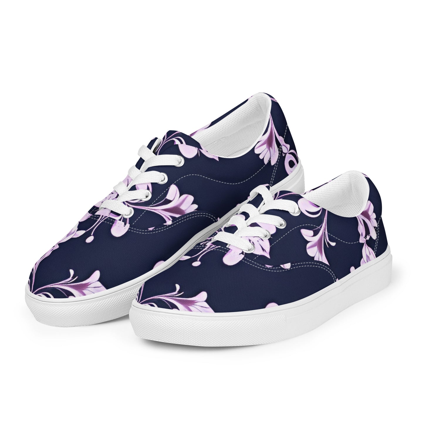 Women’s lace-up canvas shoes