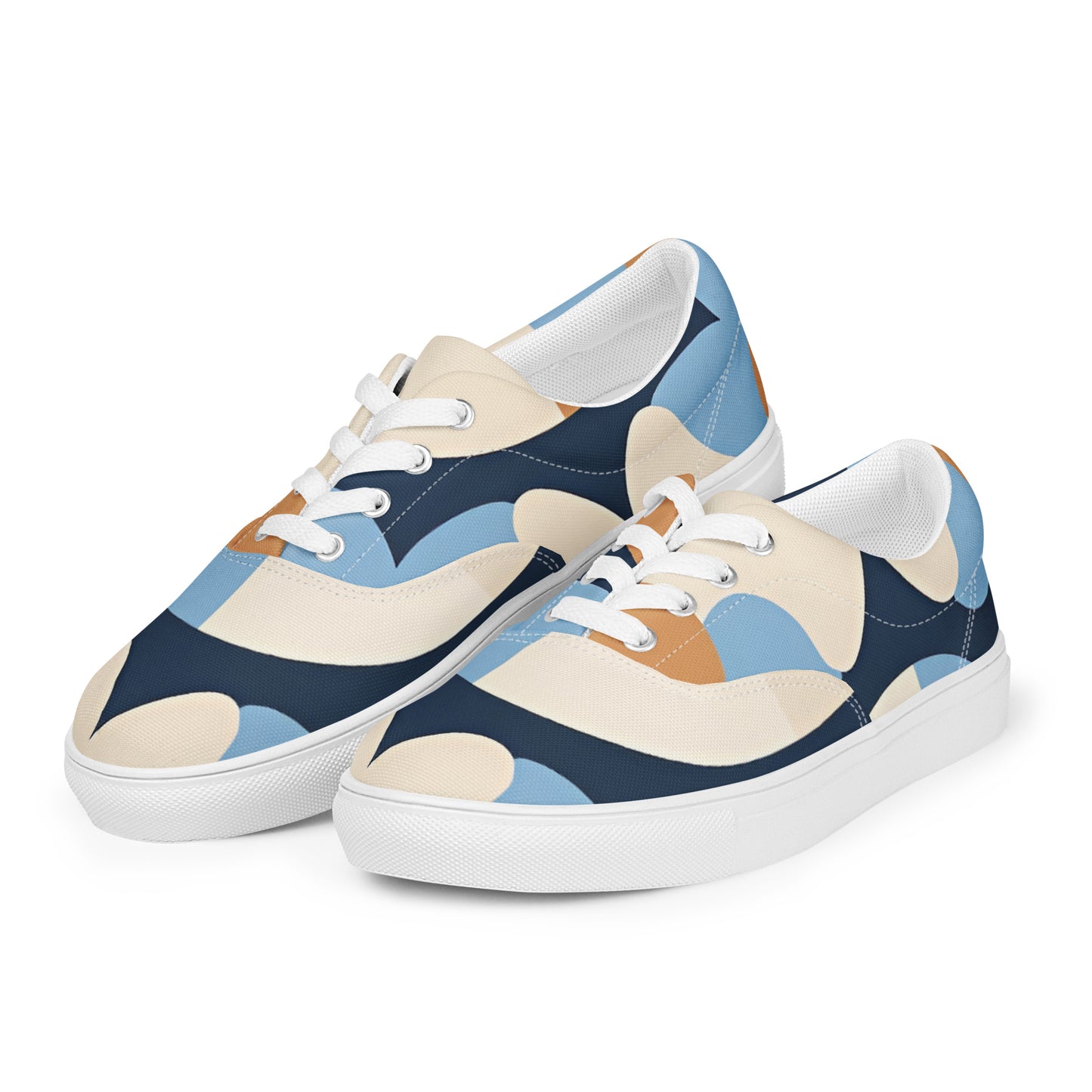 Women’s lace-up canvas shoes