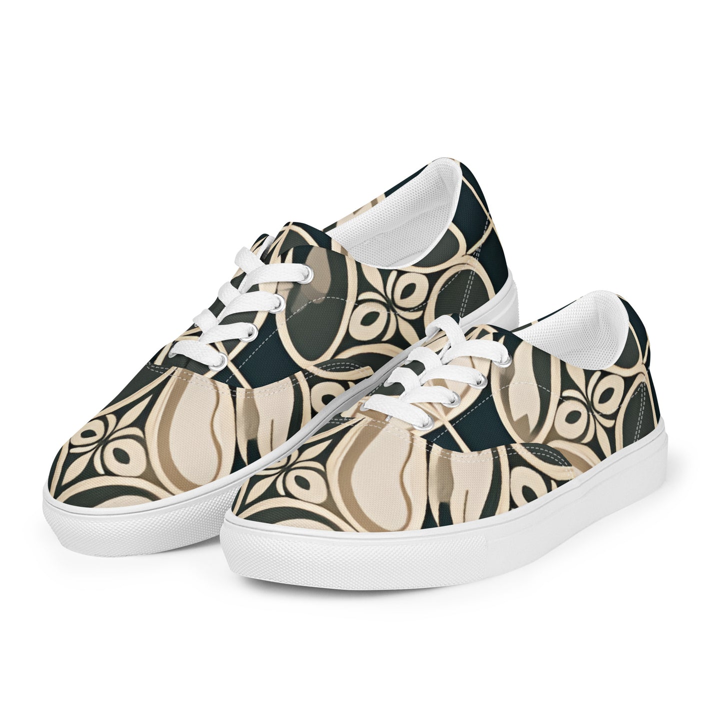 Women’s lace-up canvas shoes