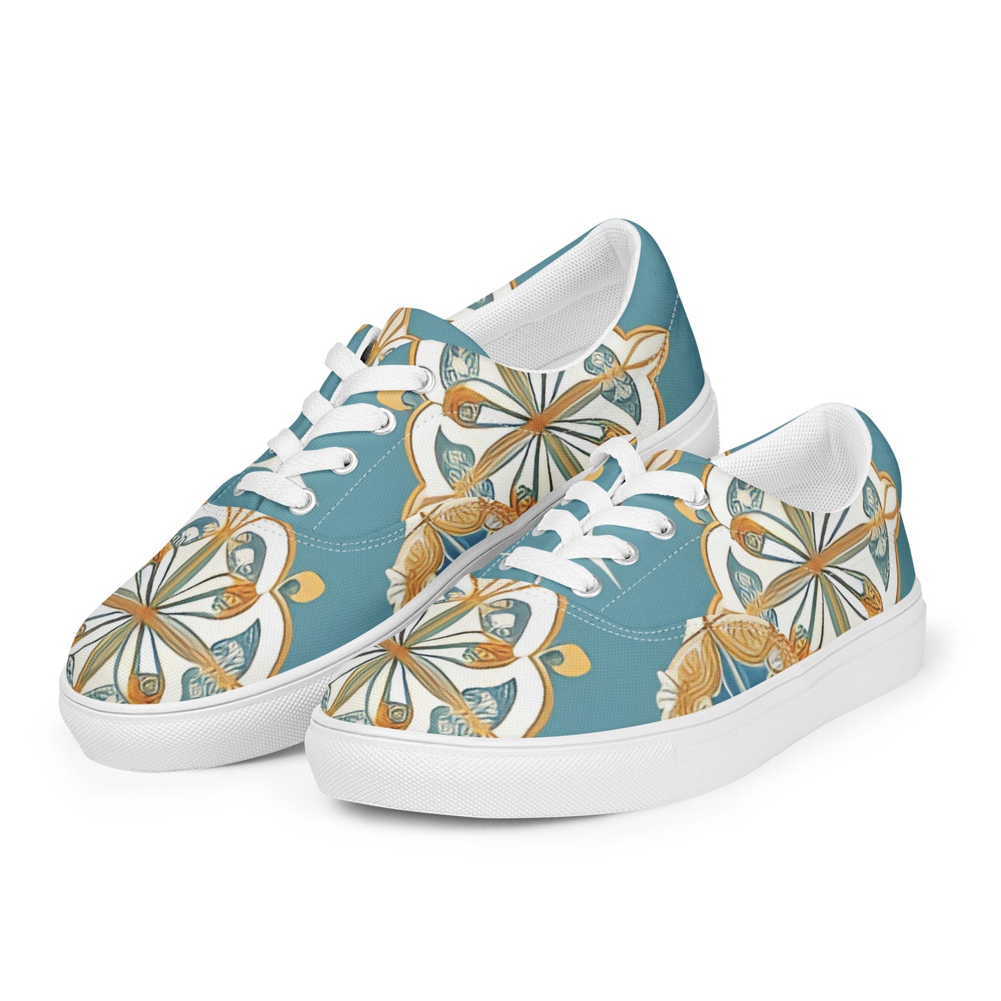 Women’s lace-up canvas shoes