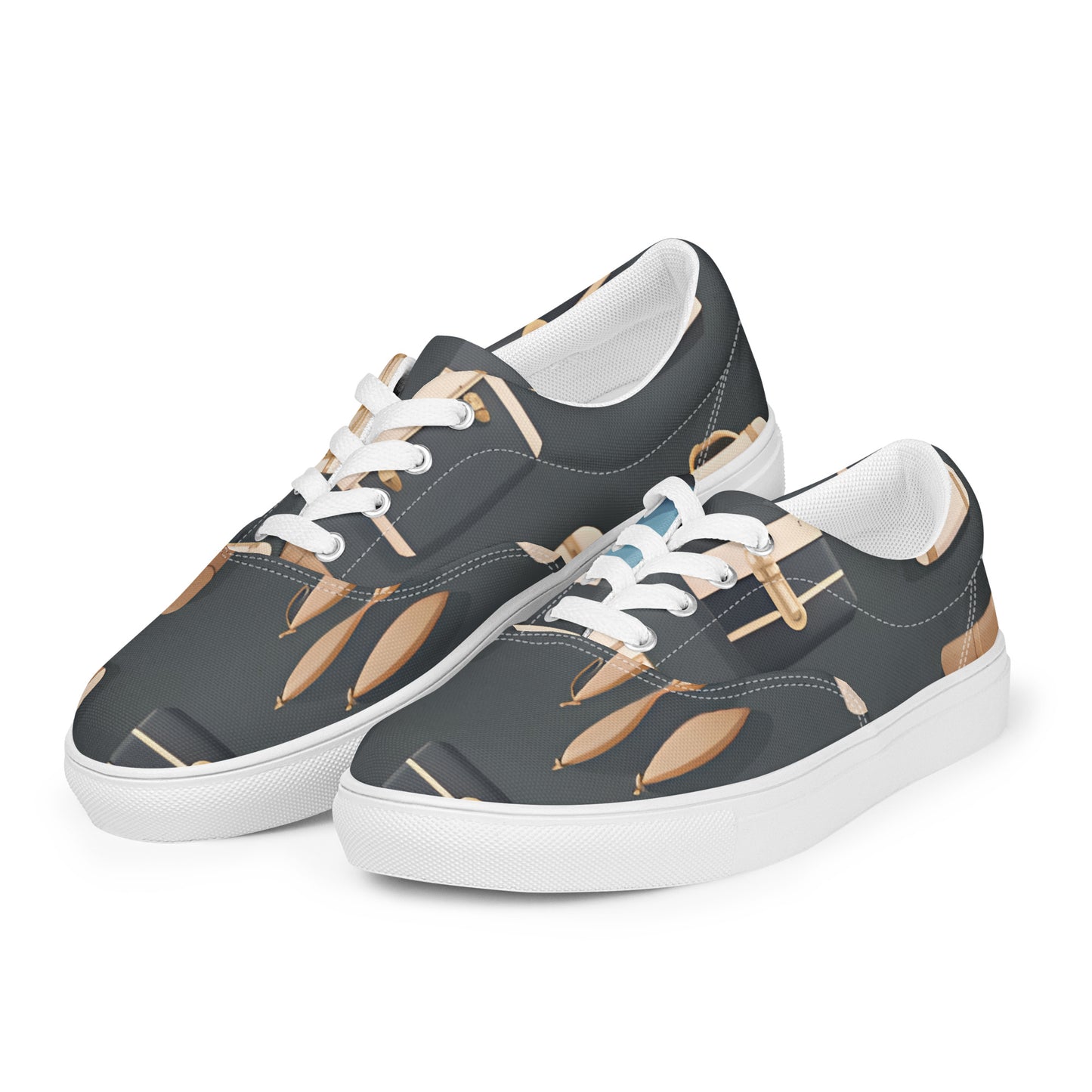 Women’s lace-up canvas shoes