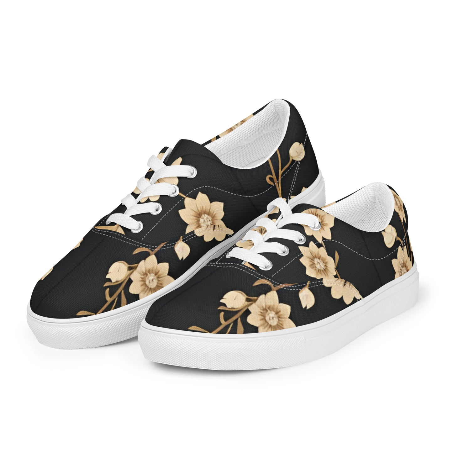 Women’s lace-up canvas shoes