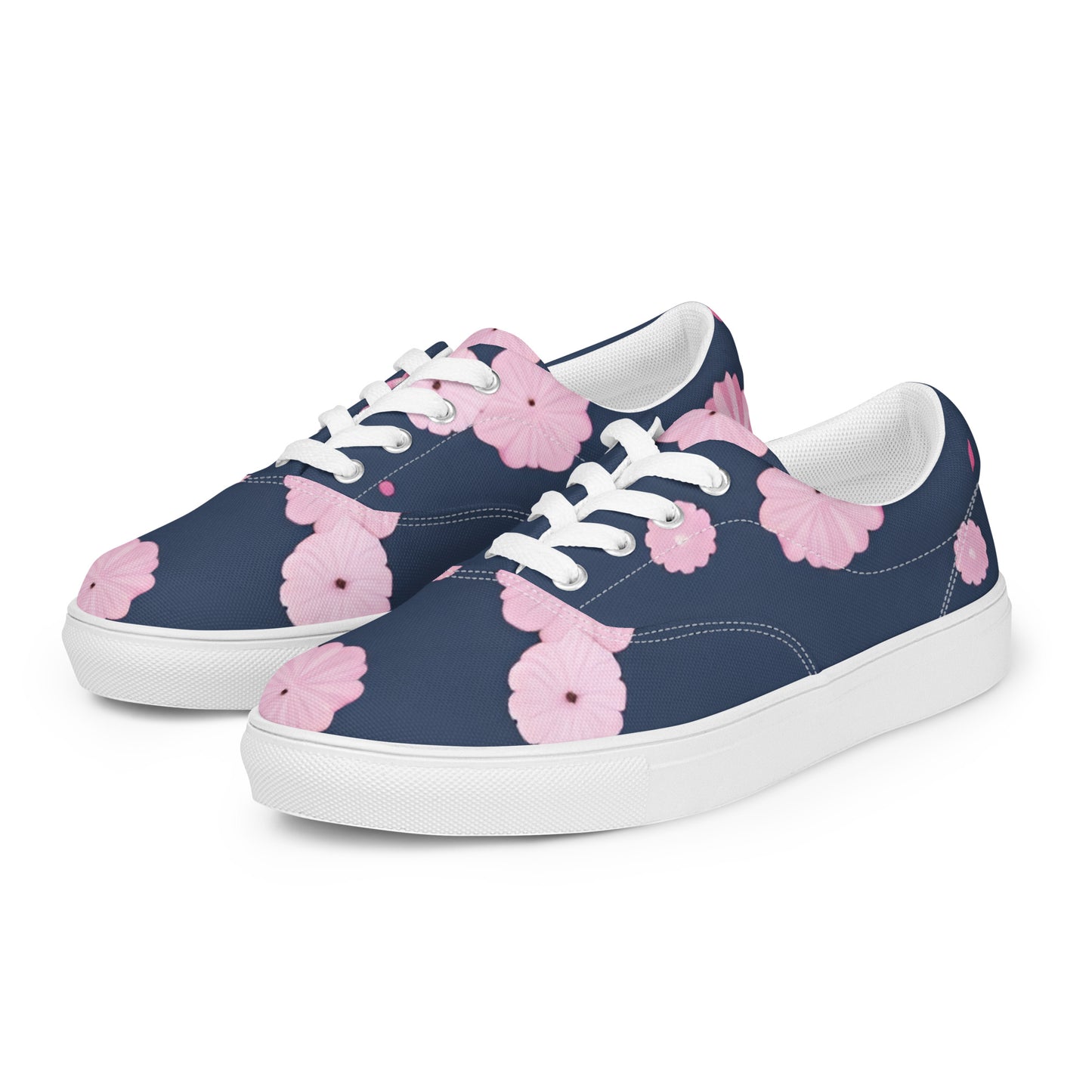 Women’s lace-up canvas shoes