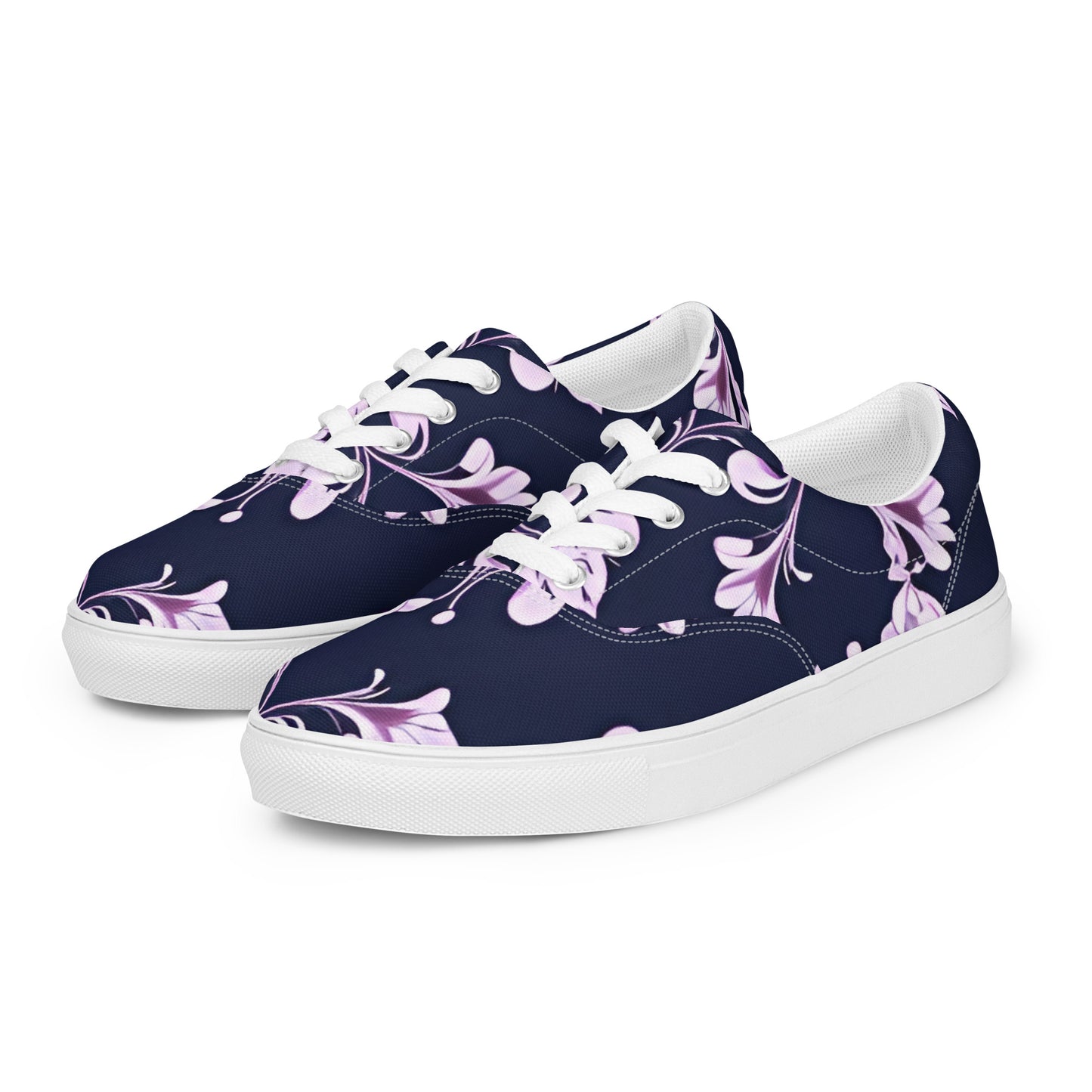 Women’s lace-up canvas shoes