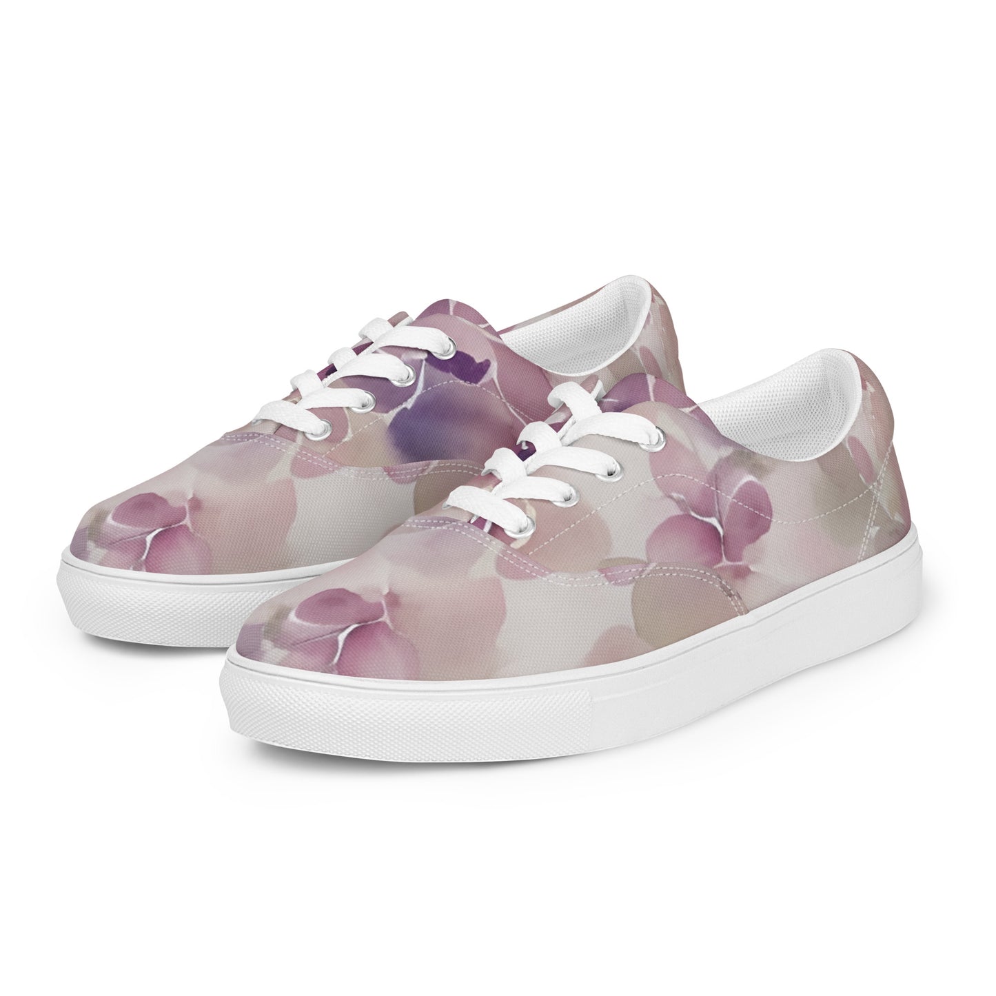 Women’s lace-up canvas shoes