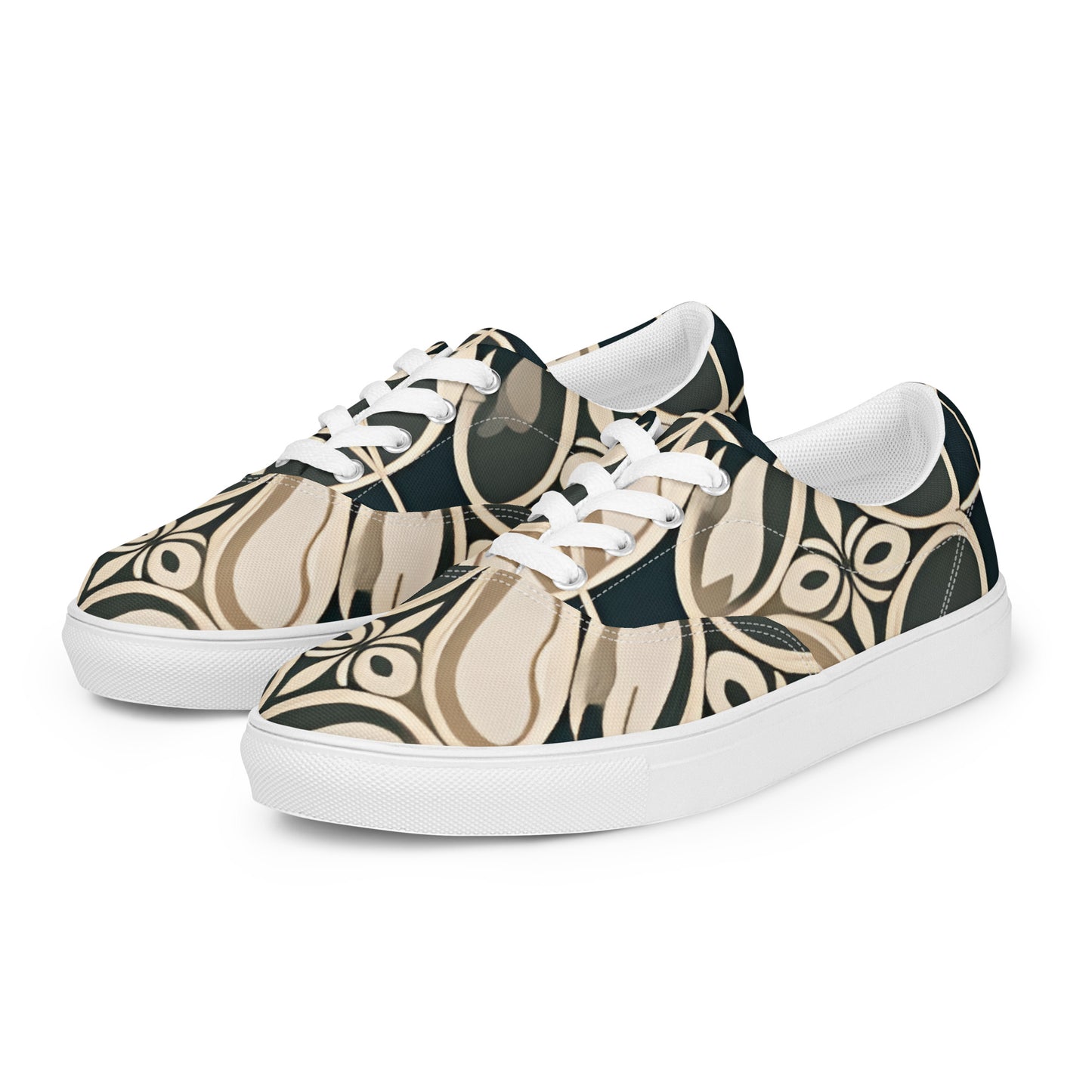 Women’s lace-up canvas shoes