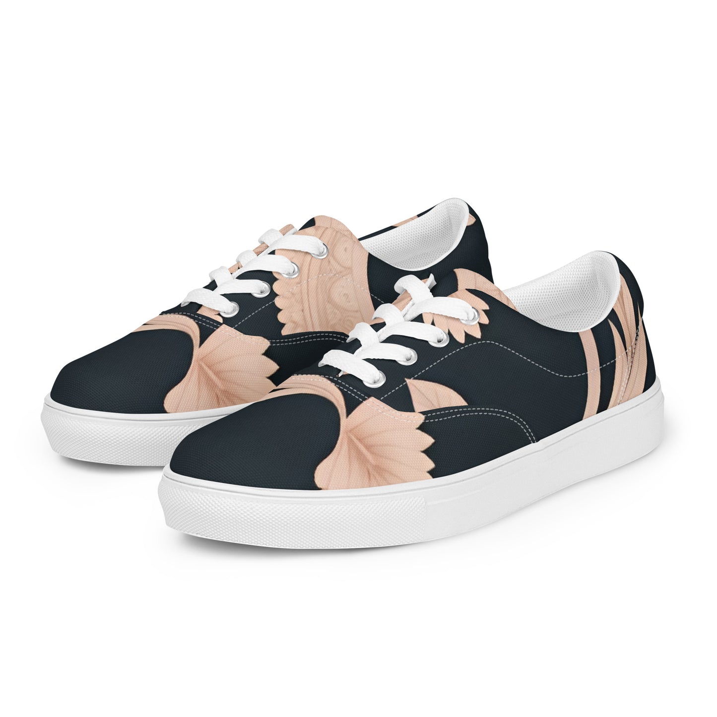 Women’s lace-up canvas shoes