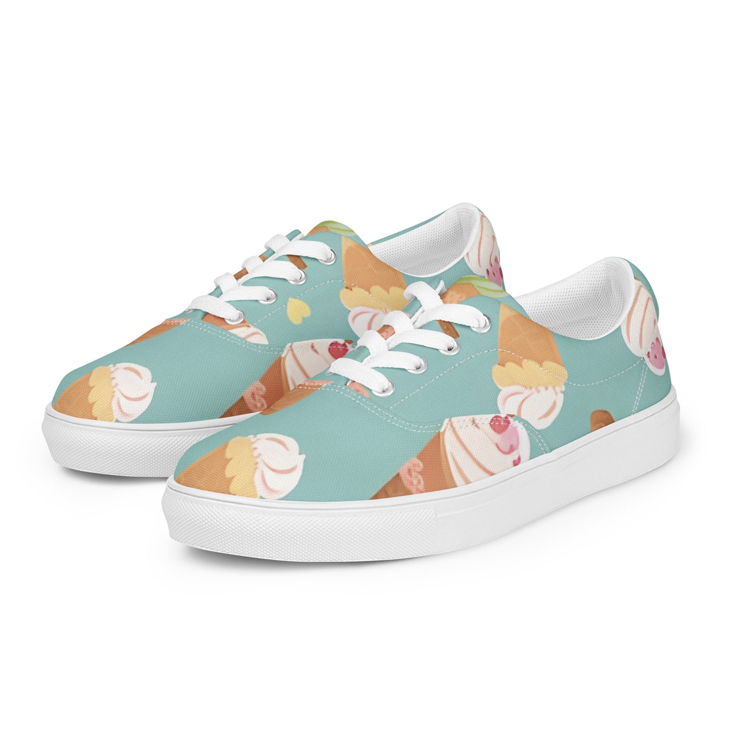 Women’s lace-up canvas shoes