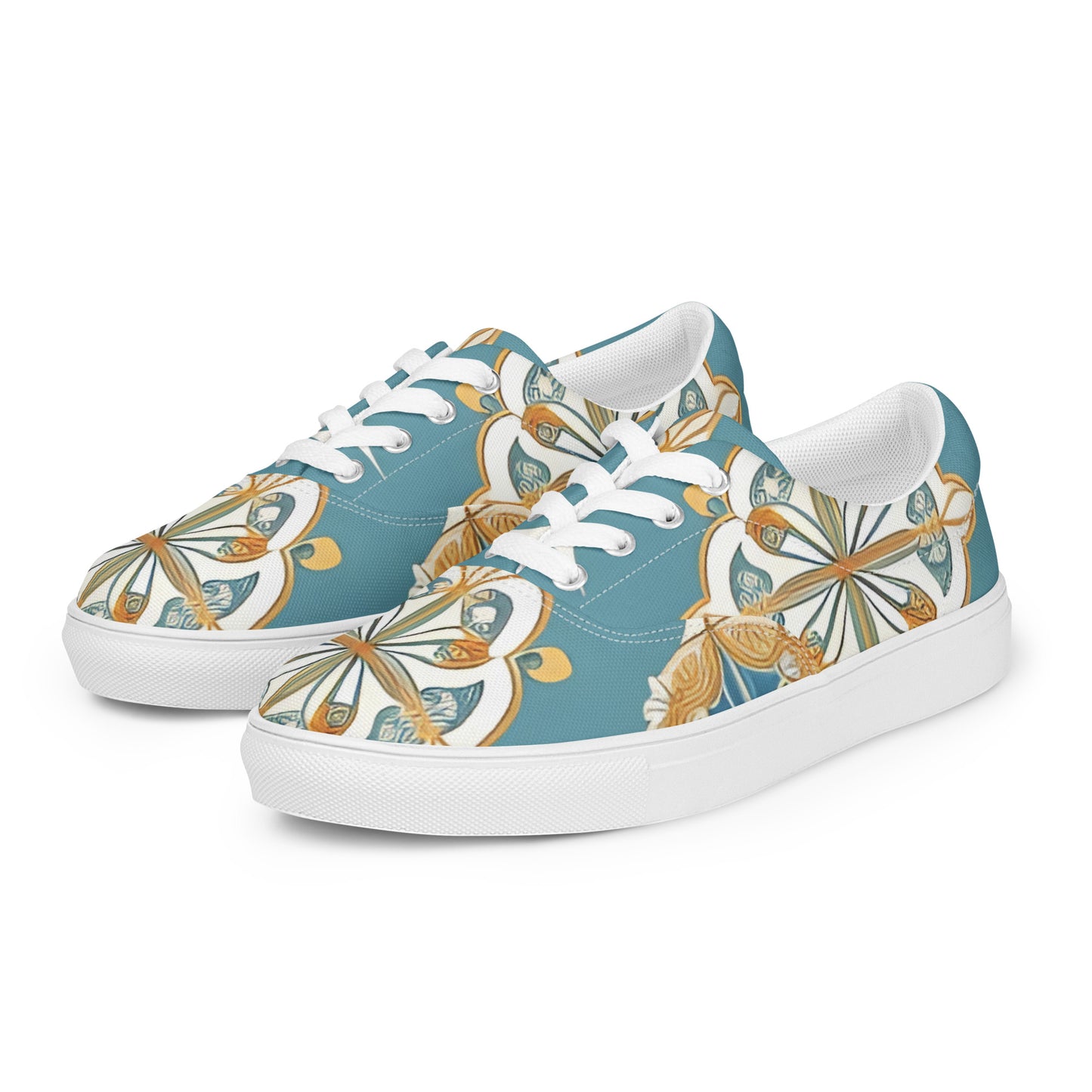 Women’s lace-up canvas shoes